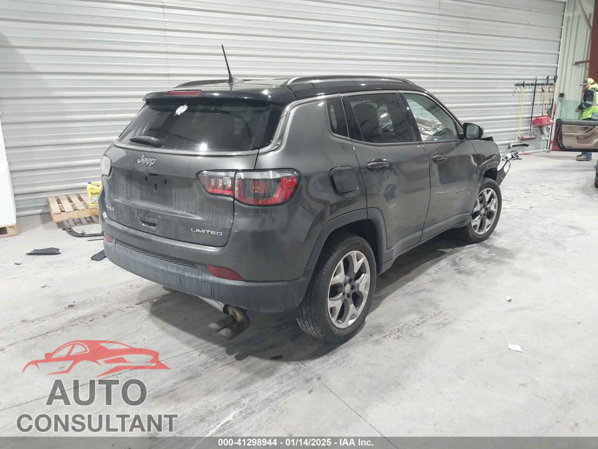JEEP COMPASS 2020 - 3C4NJDCB2LT239225