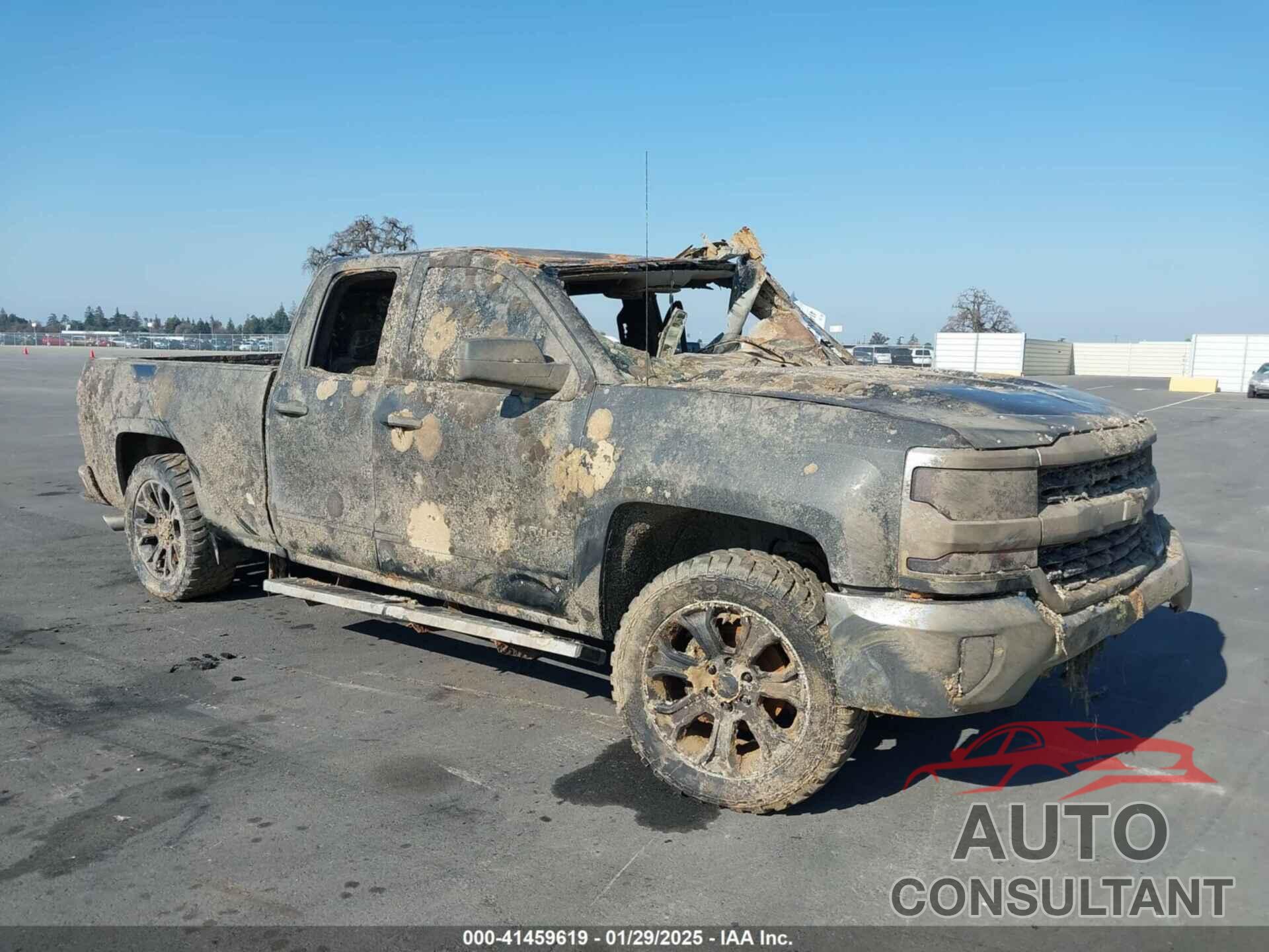 CHEVROLET SILVERADO 1500 2017 - 1GCRCREC9HZ111675