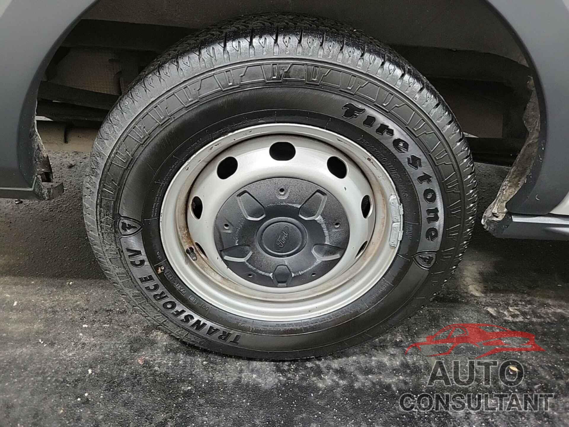FORD TRANSIT-150 2017 - 1FTYE1YM9HKA82506