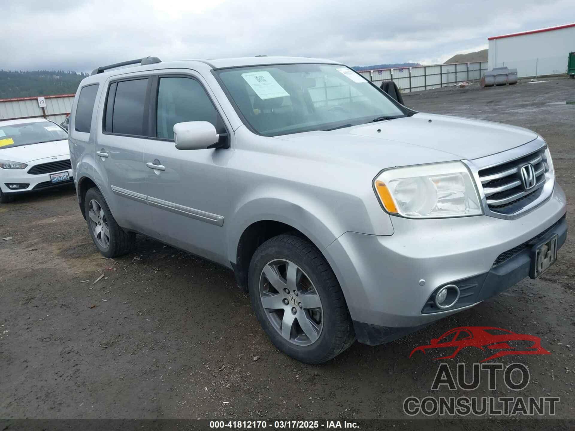 HONDA PILOT 2015 - 5FNYF4H94FB018152