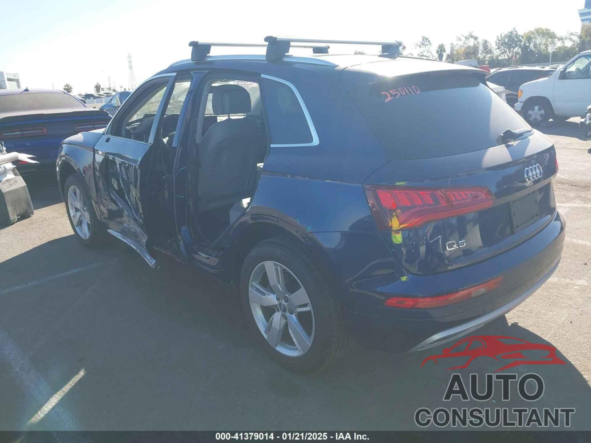 AUDI Q5 2019 - WA1ANAFY6K2061010