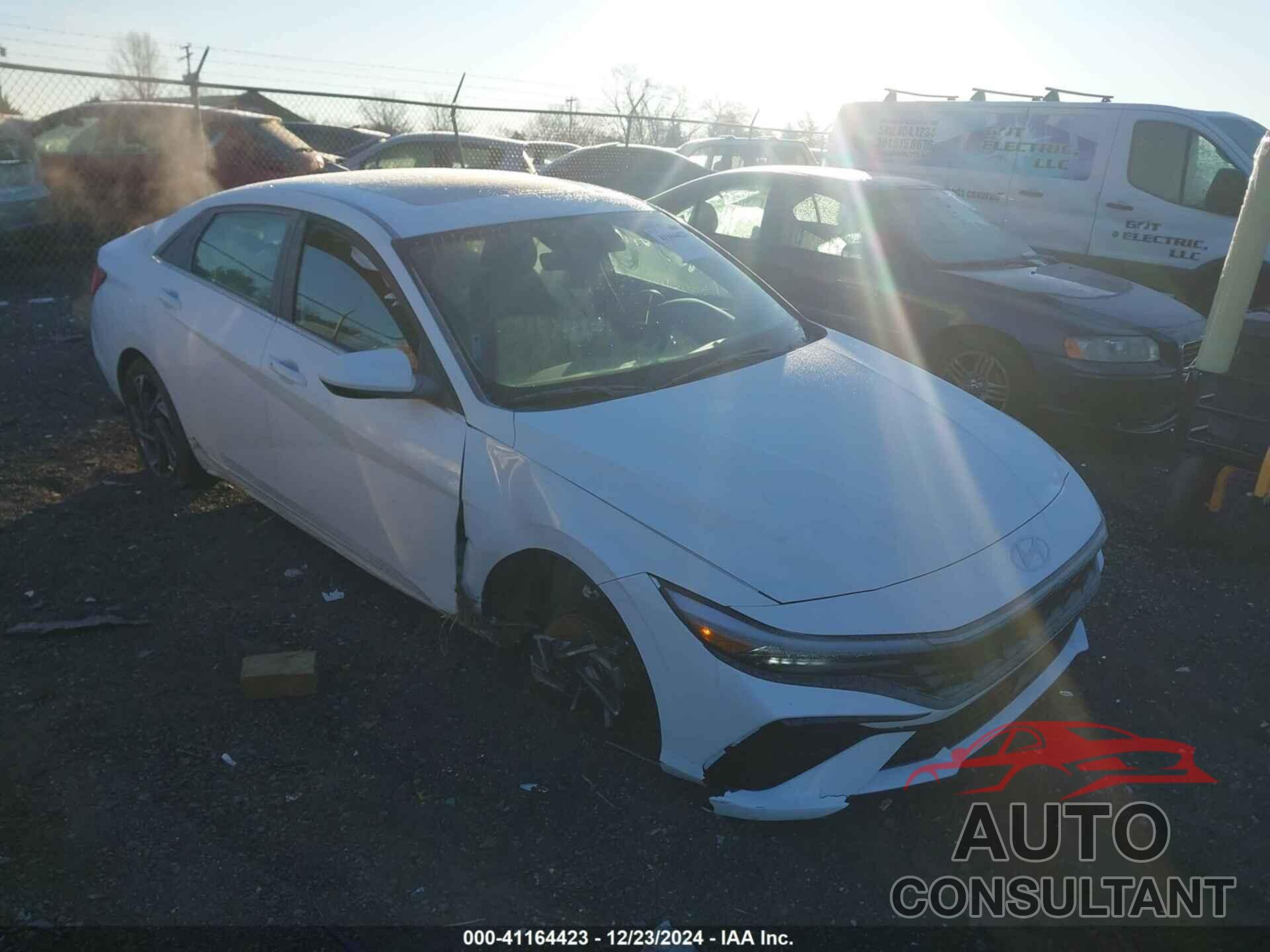 HYUNDAI ELANTRA 2025 - KMHLS4DG0SU882834