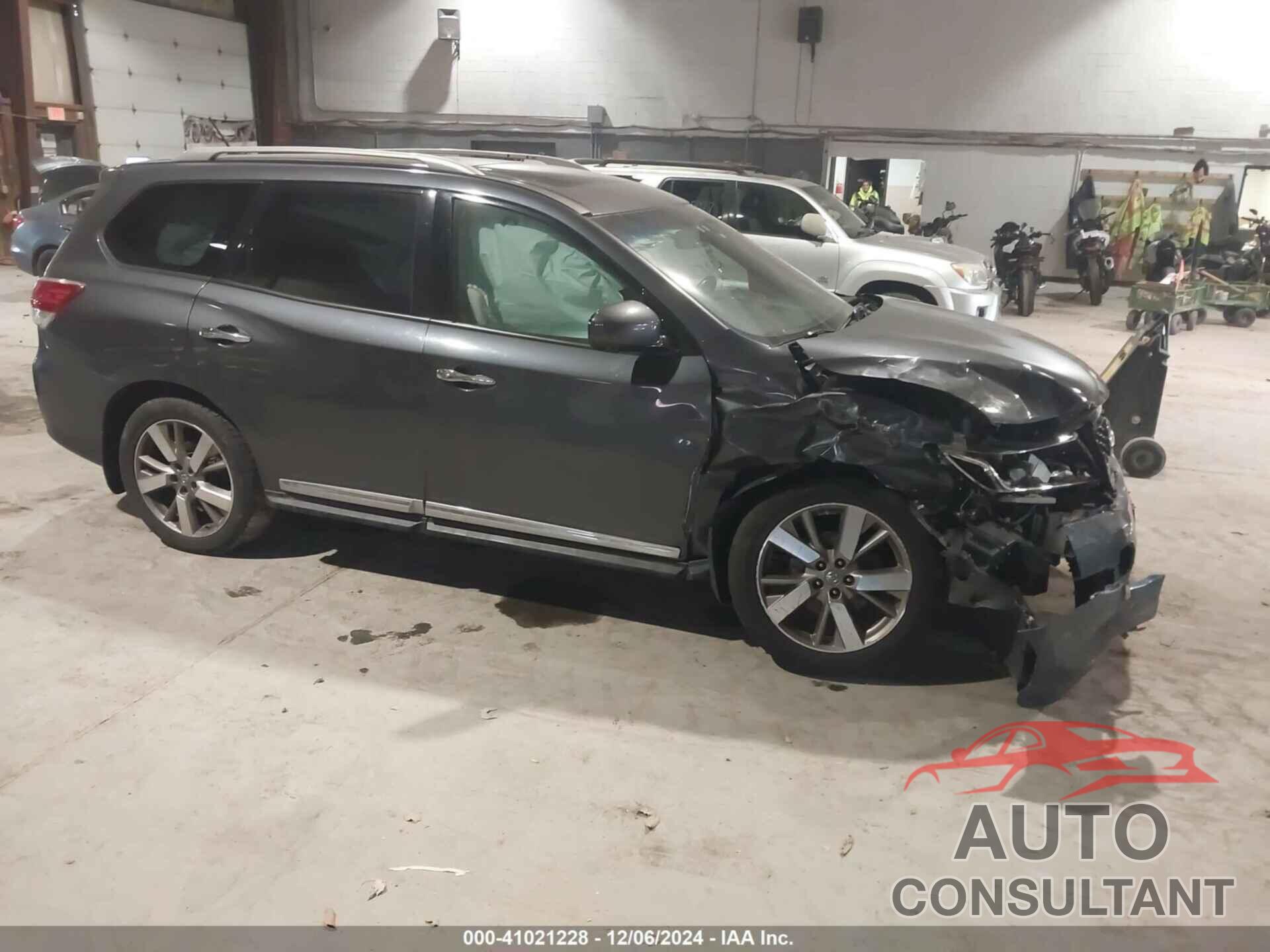 NISSAN PATHFINDER 2013 - 5N1AR2MM5DC678603