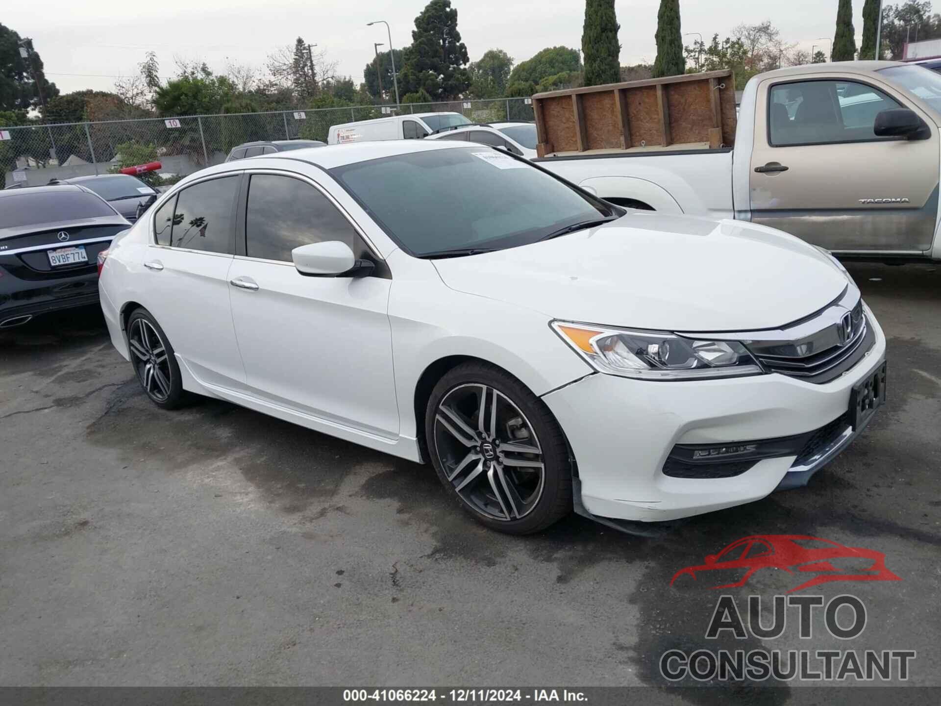 HONDA ACCORD 2017 - 1HGCR2F50HA225186