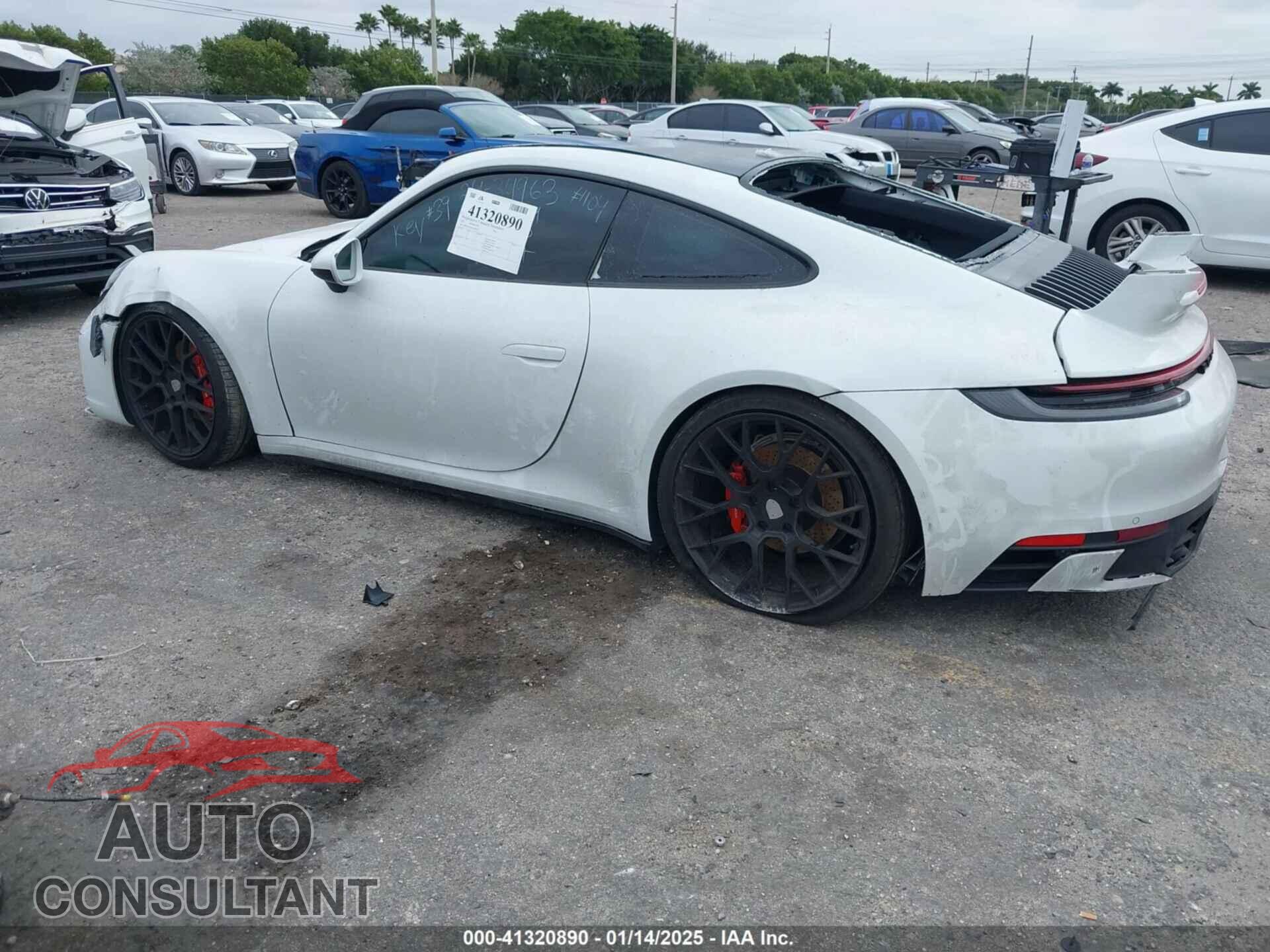 PORSCHE 911 2021 - WP0AA2A95MS206533