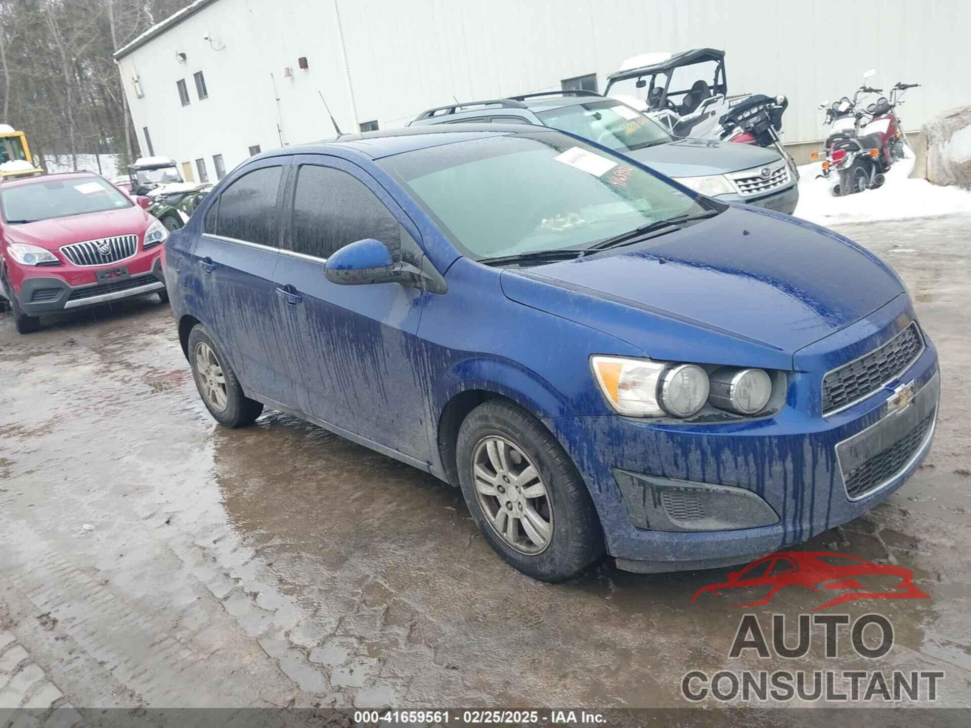 CHEVROLET SONIC 2014 - 1G1JC5SB0E4136998