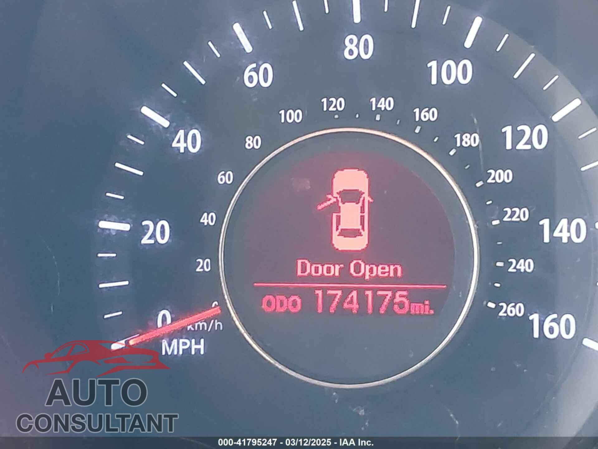KIA OPTIMA 2011 - KNAGM4A71B5078151