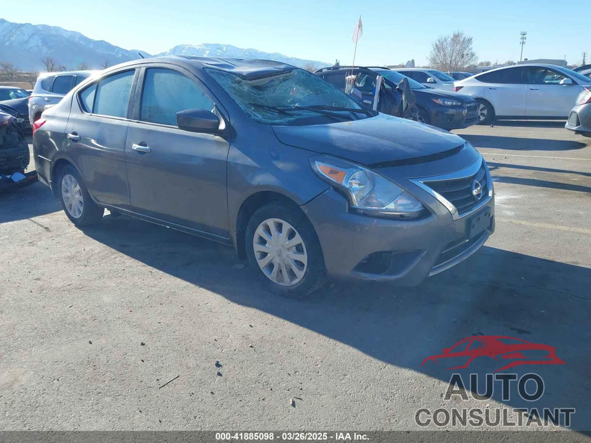 NISSAN VERSA 2019 - 3N1CN7AP3KL818351