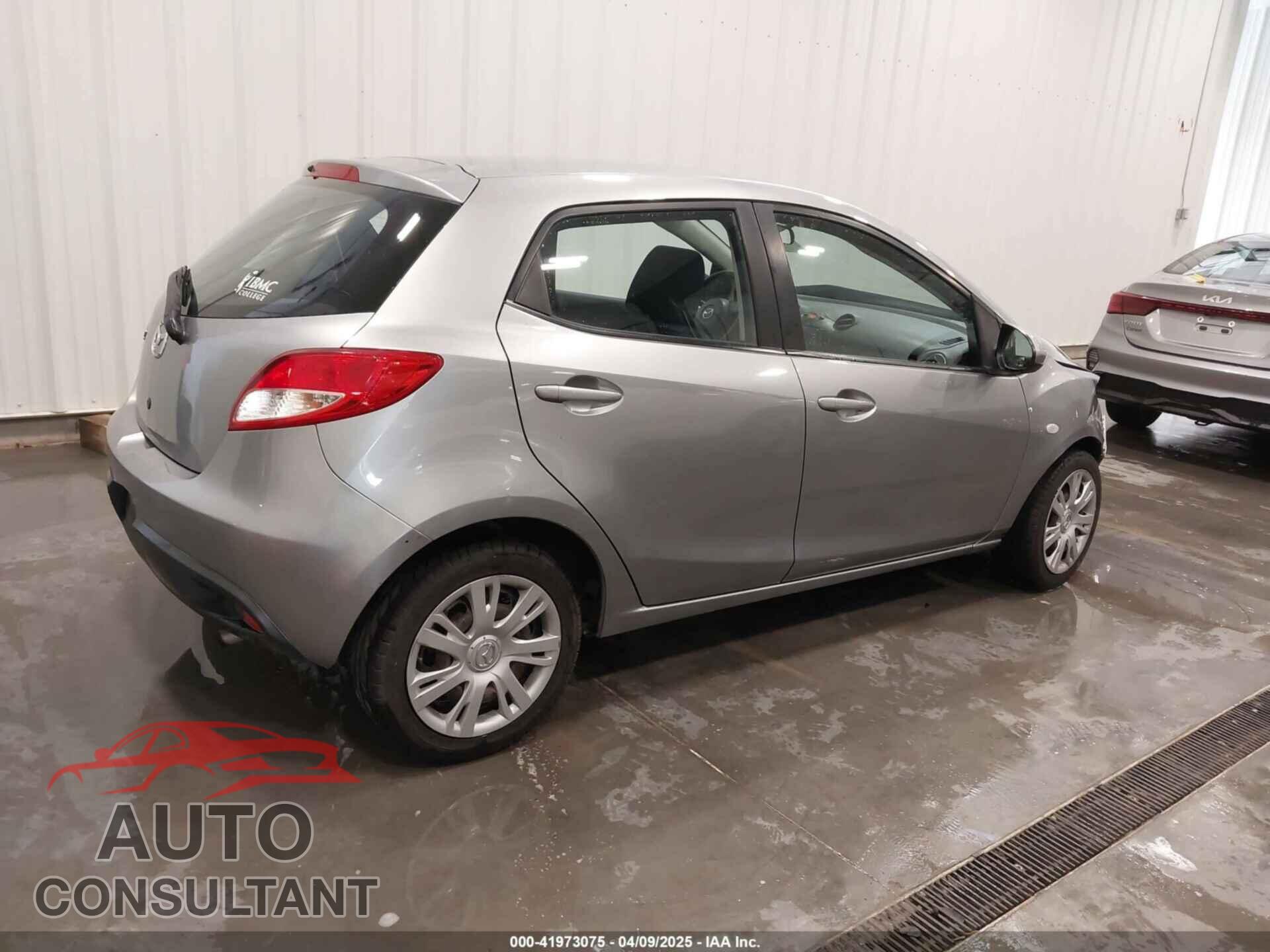 MAZDA MAZDA2 2014 - JM1DE1KY3E0174566