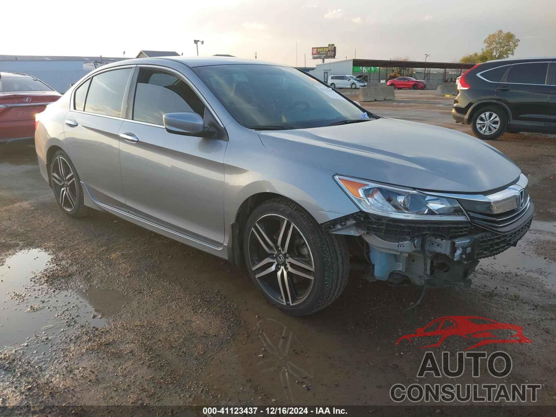 HONDA ACCORD 2017 - 1HGCR2F5XHA281393