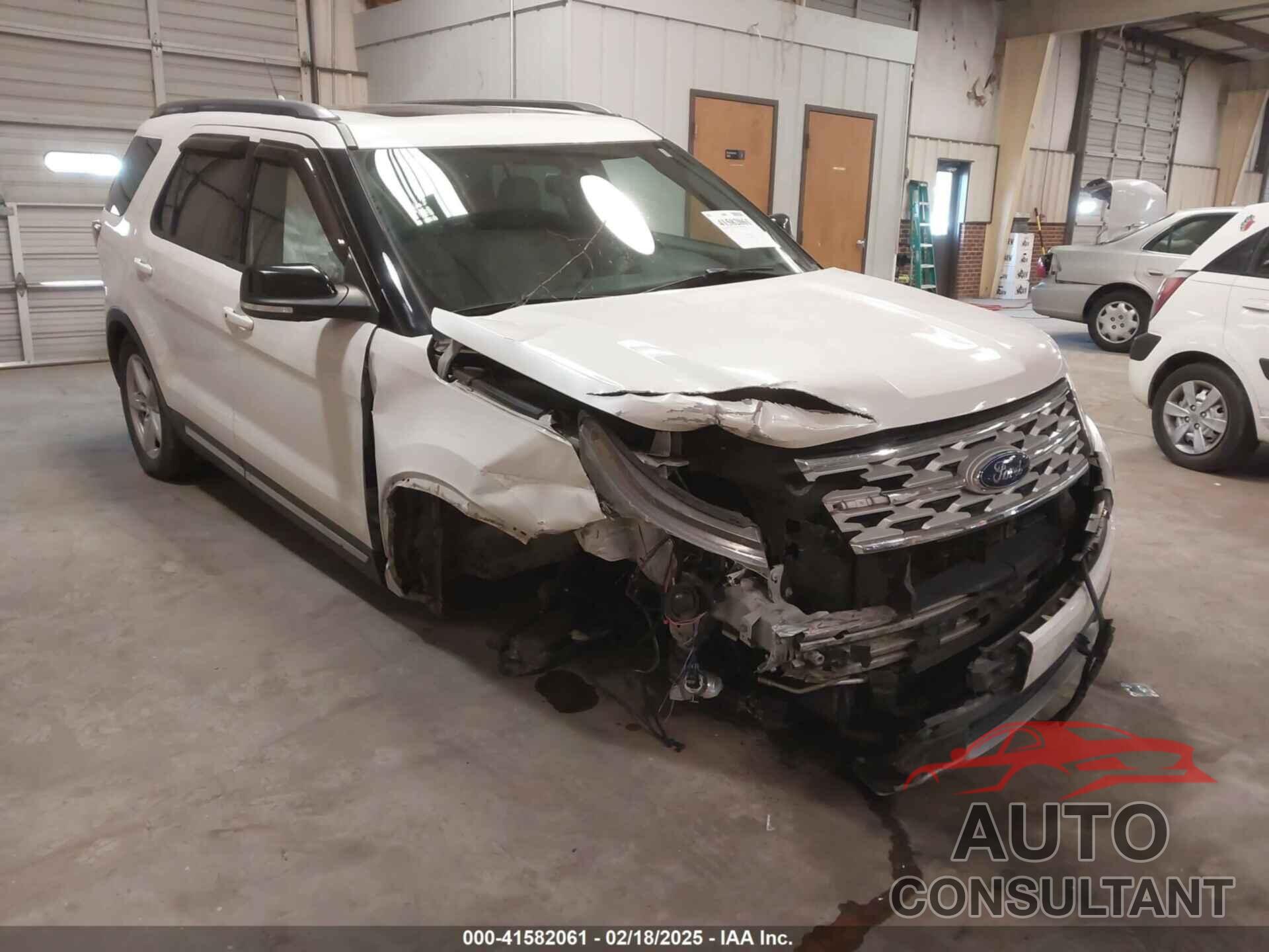 FORD EXPLORER 2018 - 1FM5K7D8XJGC39083