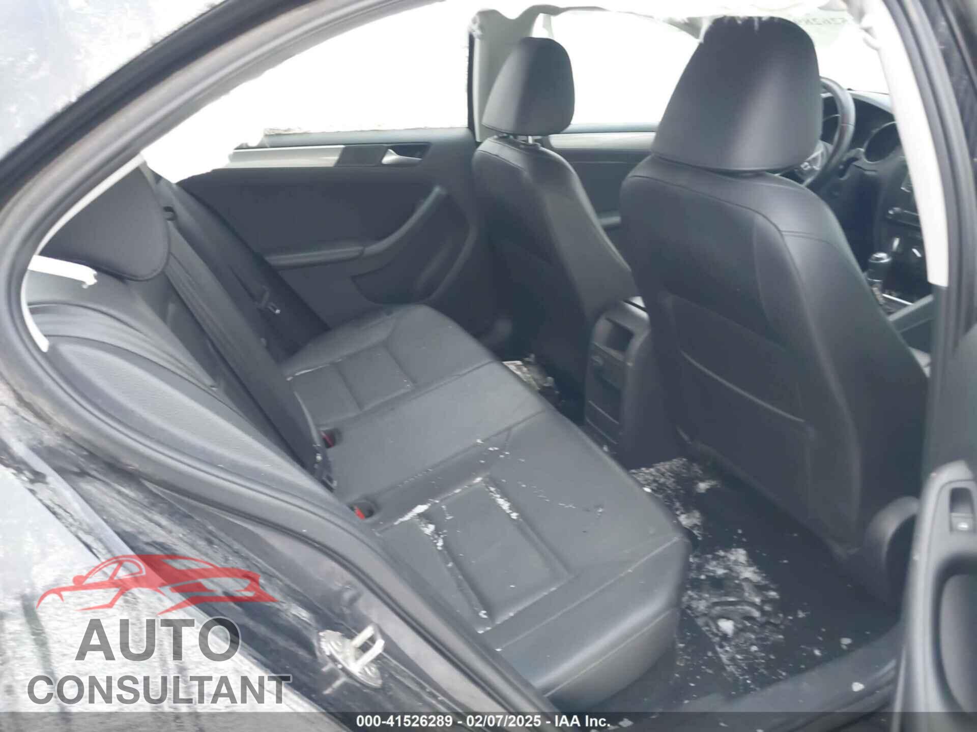 VOLKSWAGEN JETTA 2017 - 3VWB67AJ6HM339620