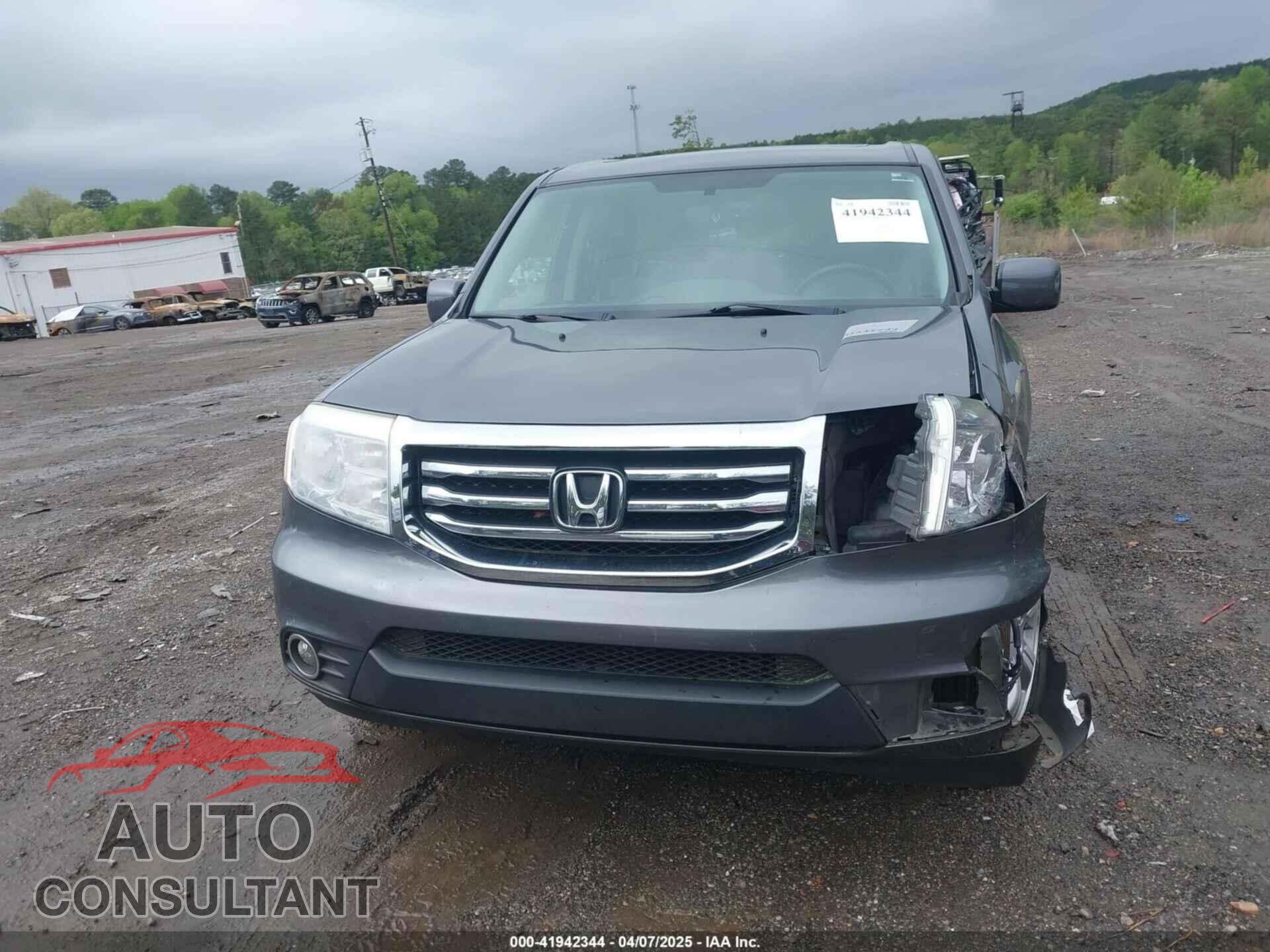 HONDA PILOT 2015 - 5FNYF4H76FB076973
