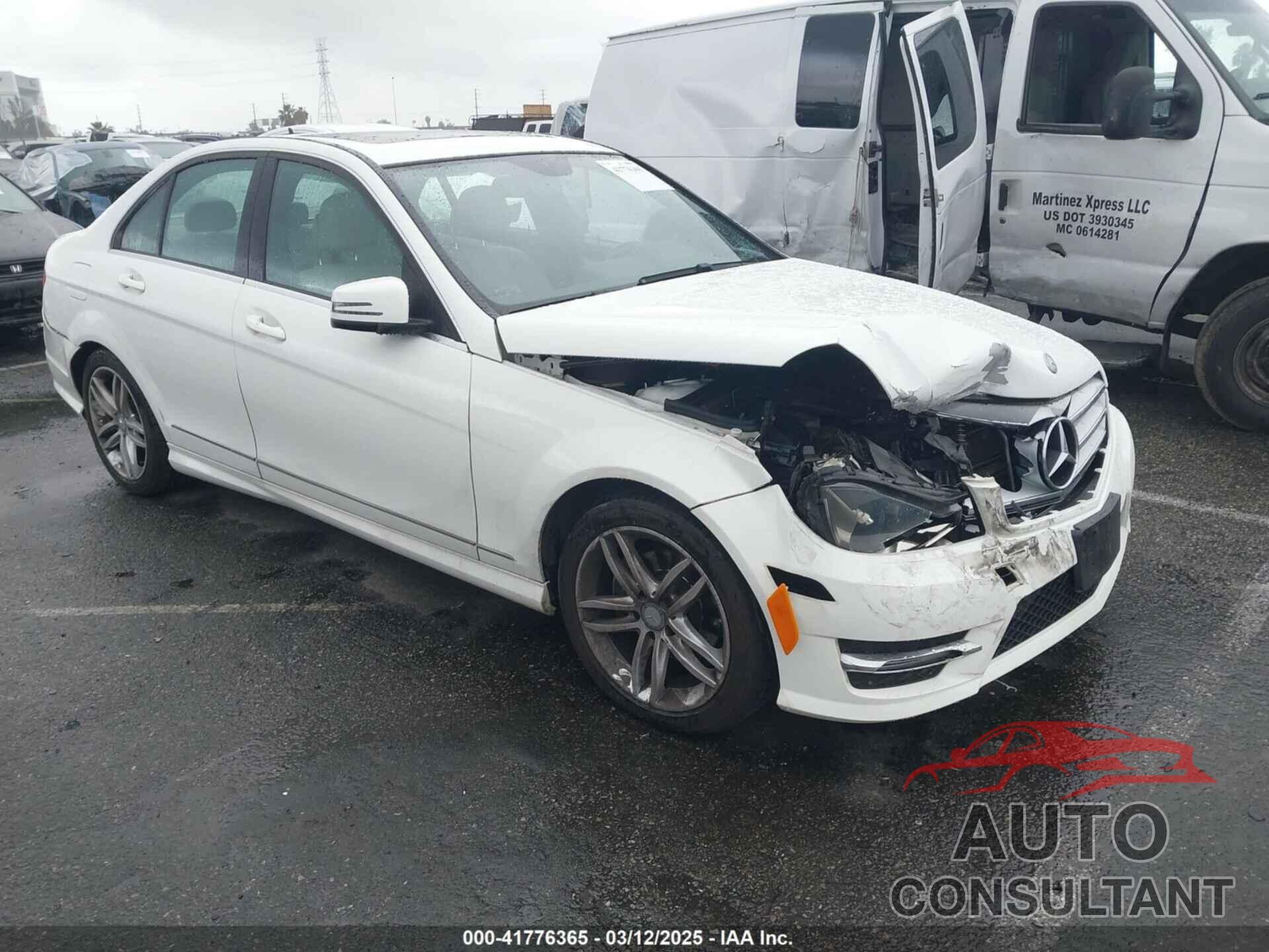 MERCEDES-BENZ C 250 2013 - WDDGF4HB6DR300479