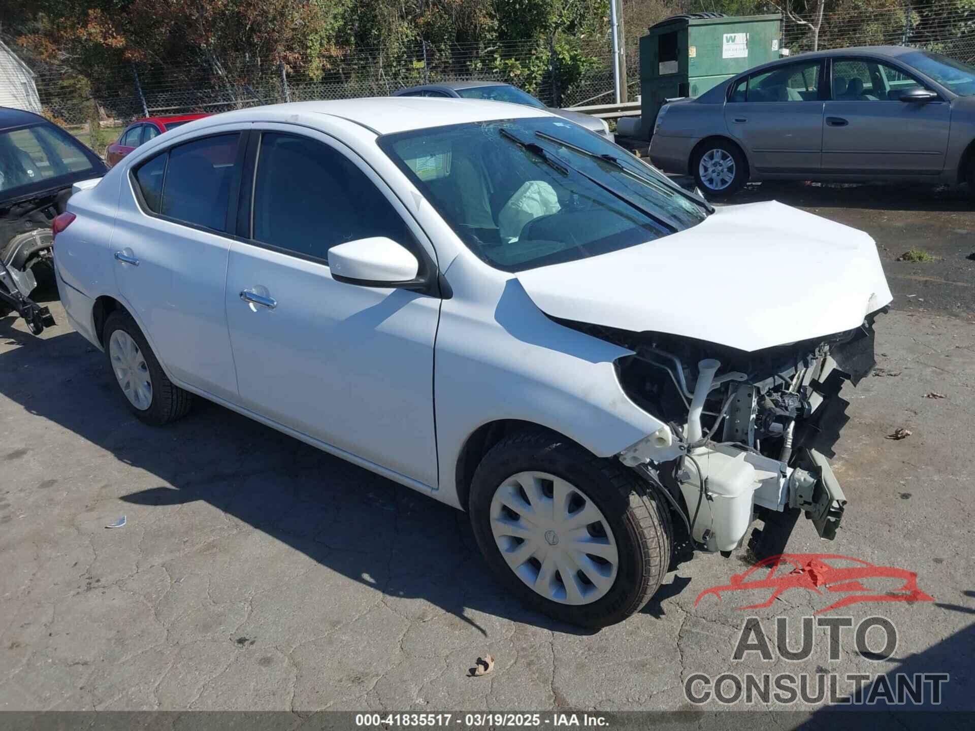 NISSAN VERSA 2019 - 3N1CN7AP1KL831308