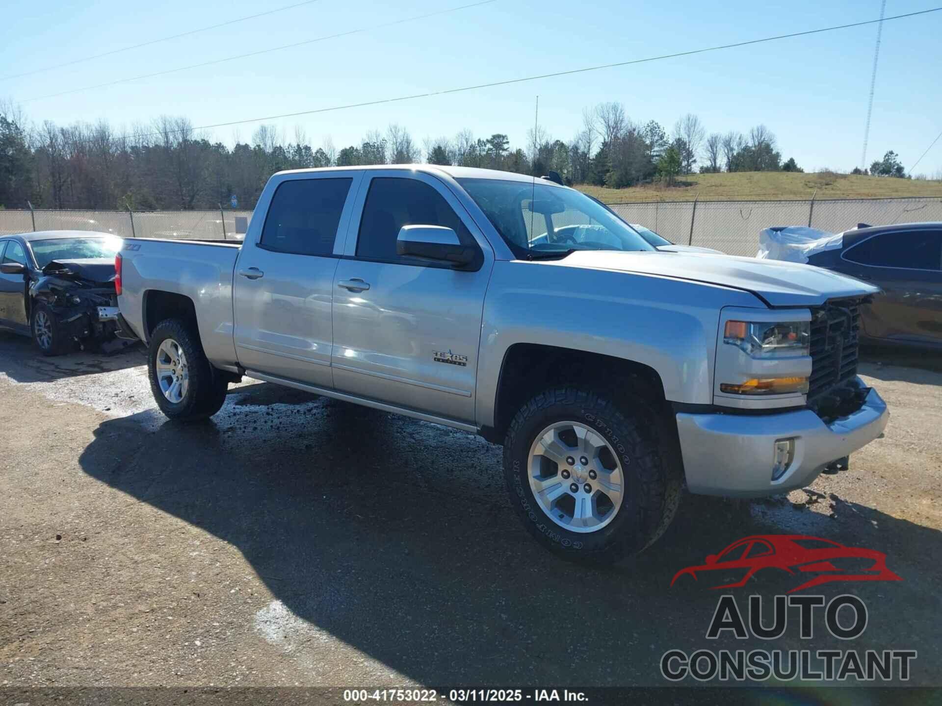 CHEVROLET SILVERADO 1500 2018 - 3GCUKREC3JG571871