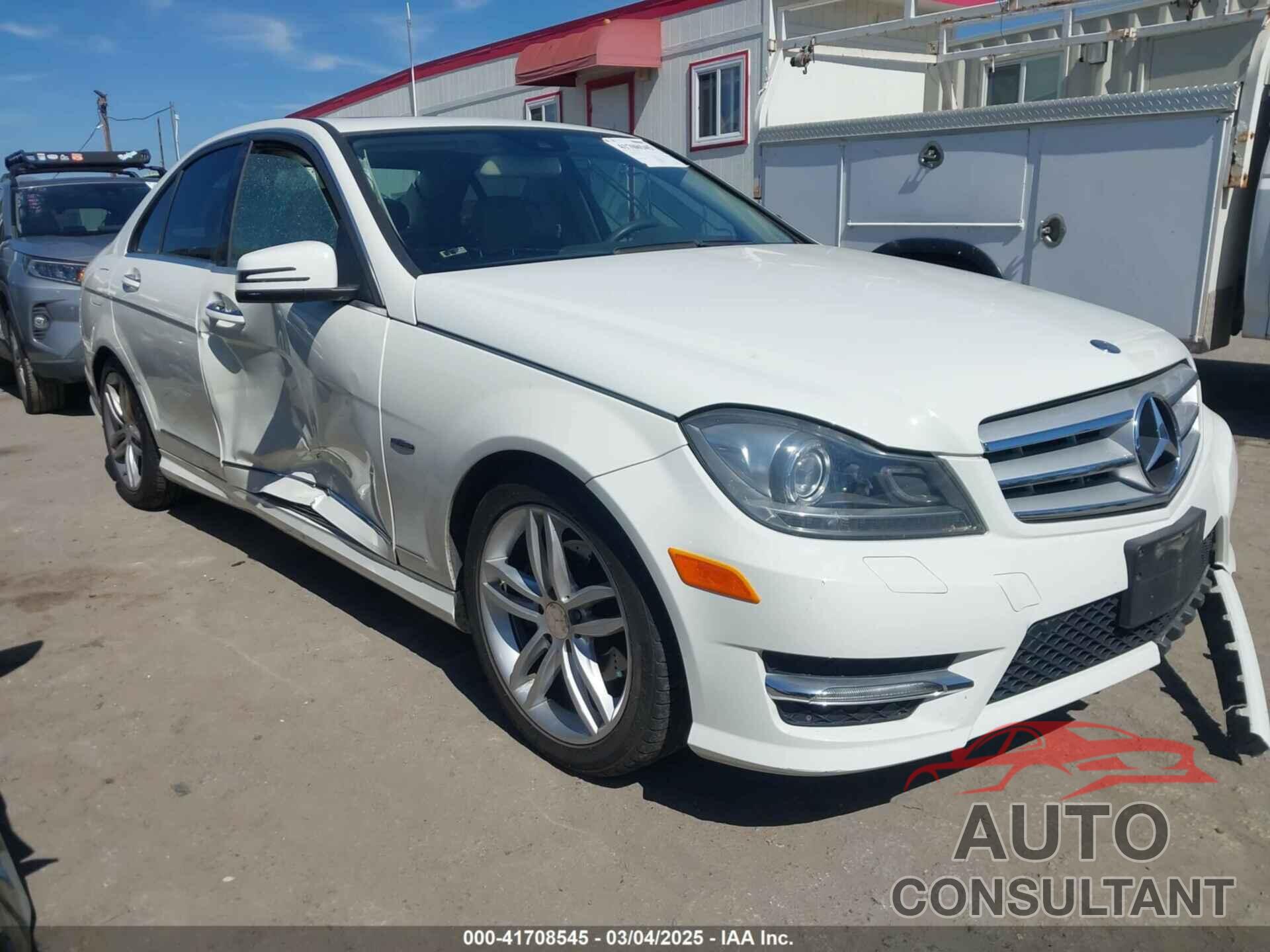 MERCEDES-BENZ C 250 2012 - WDDGF4HB4CA638606