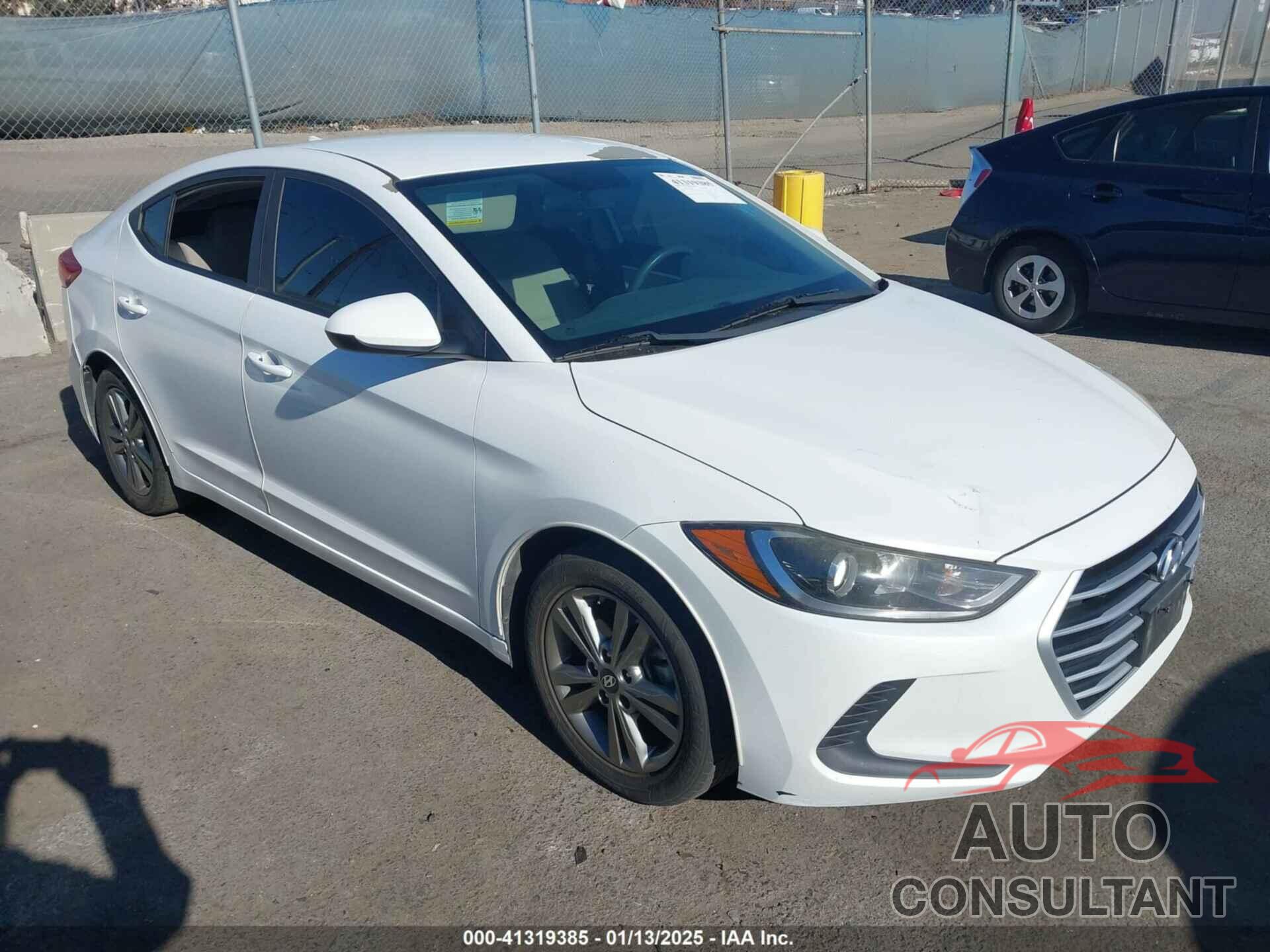 HYUNDAI ELANTRA 2017 - 5NPD84LF2HH044016