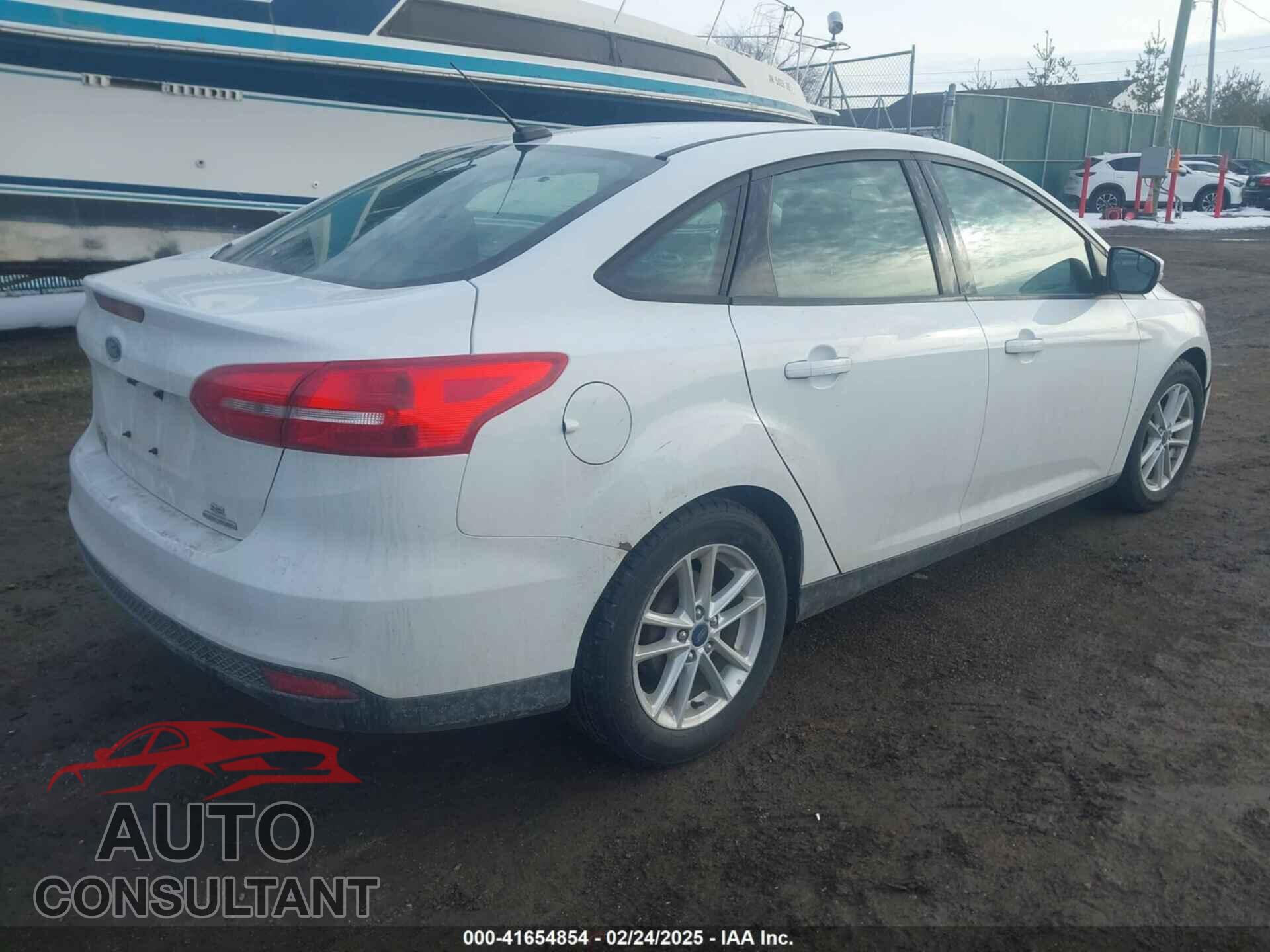 FORD FOCUS 2016 - 1FADP3F2XGL247497