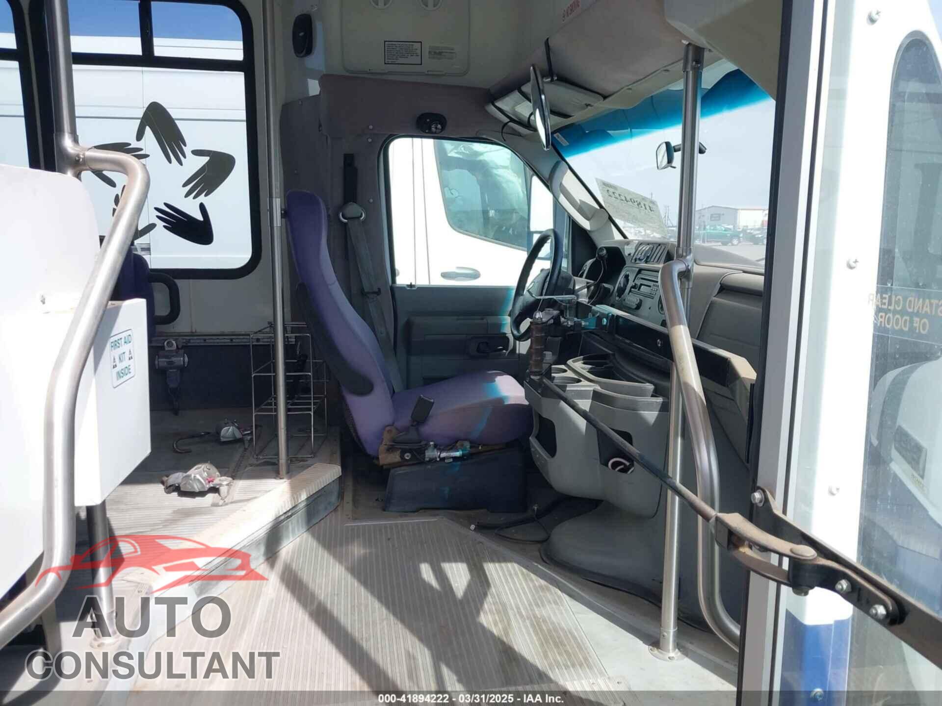 FORD E-450 CUTAWAY 2009 - 1FDFE45S29DA88449