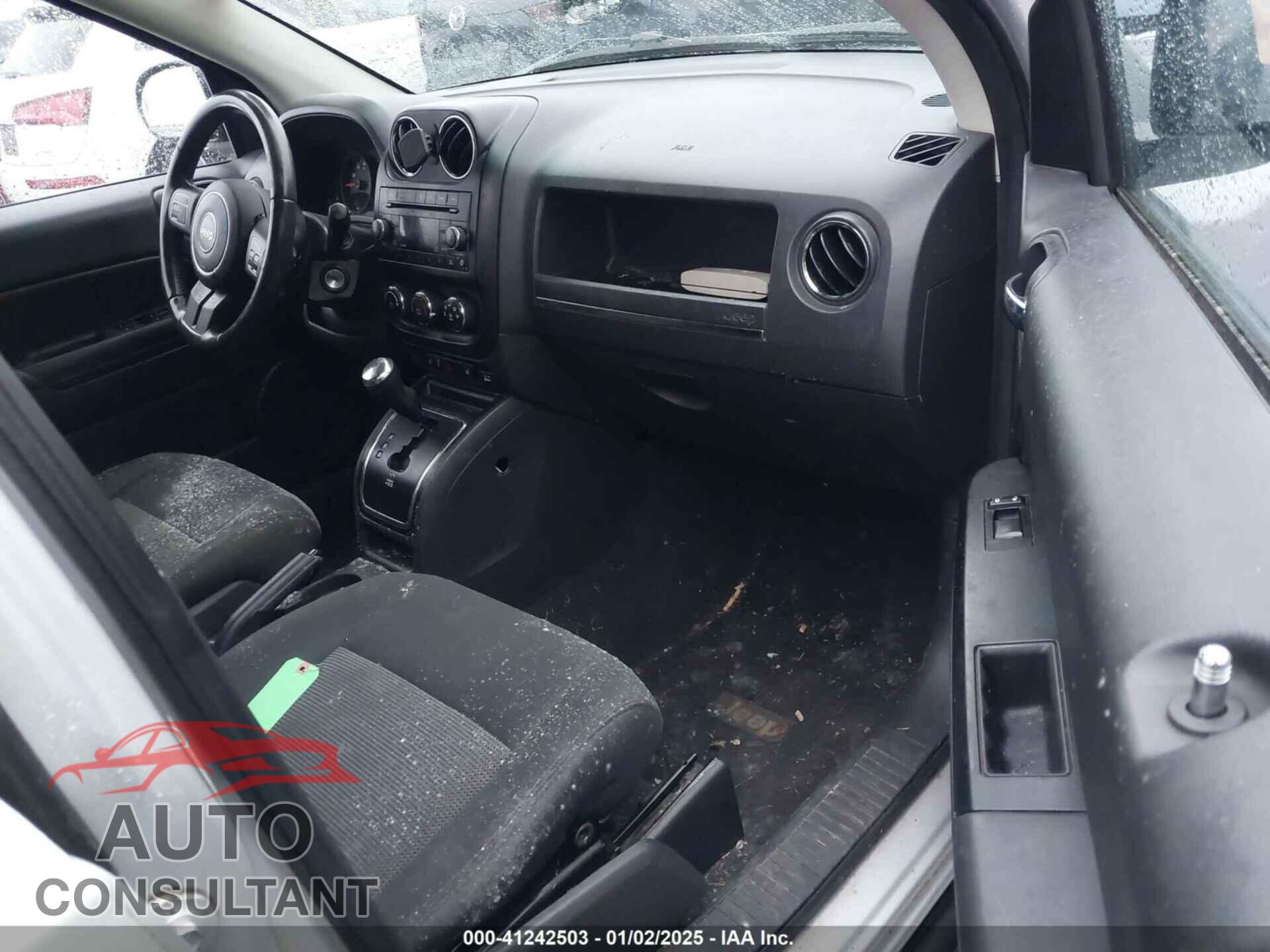 JEEP COMPASS 2012 - 1C4NJCEA1CD610198