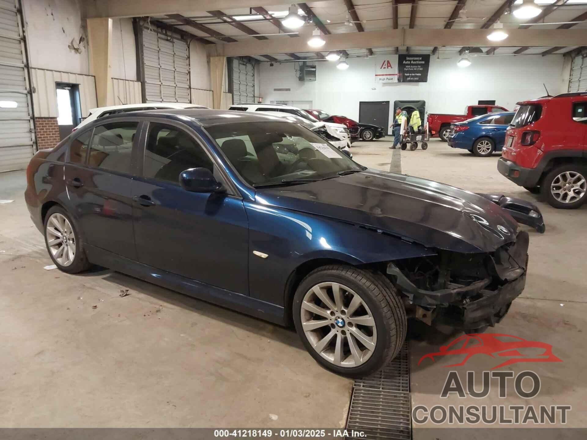 BMW 328I 2011 - WBAPH7G52BNM55808