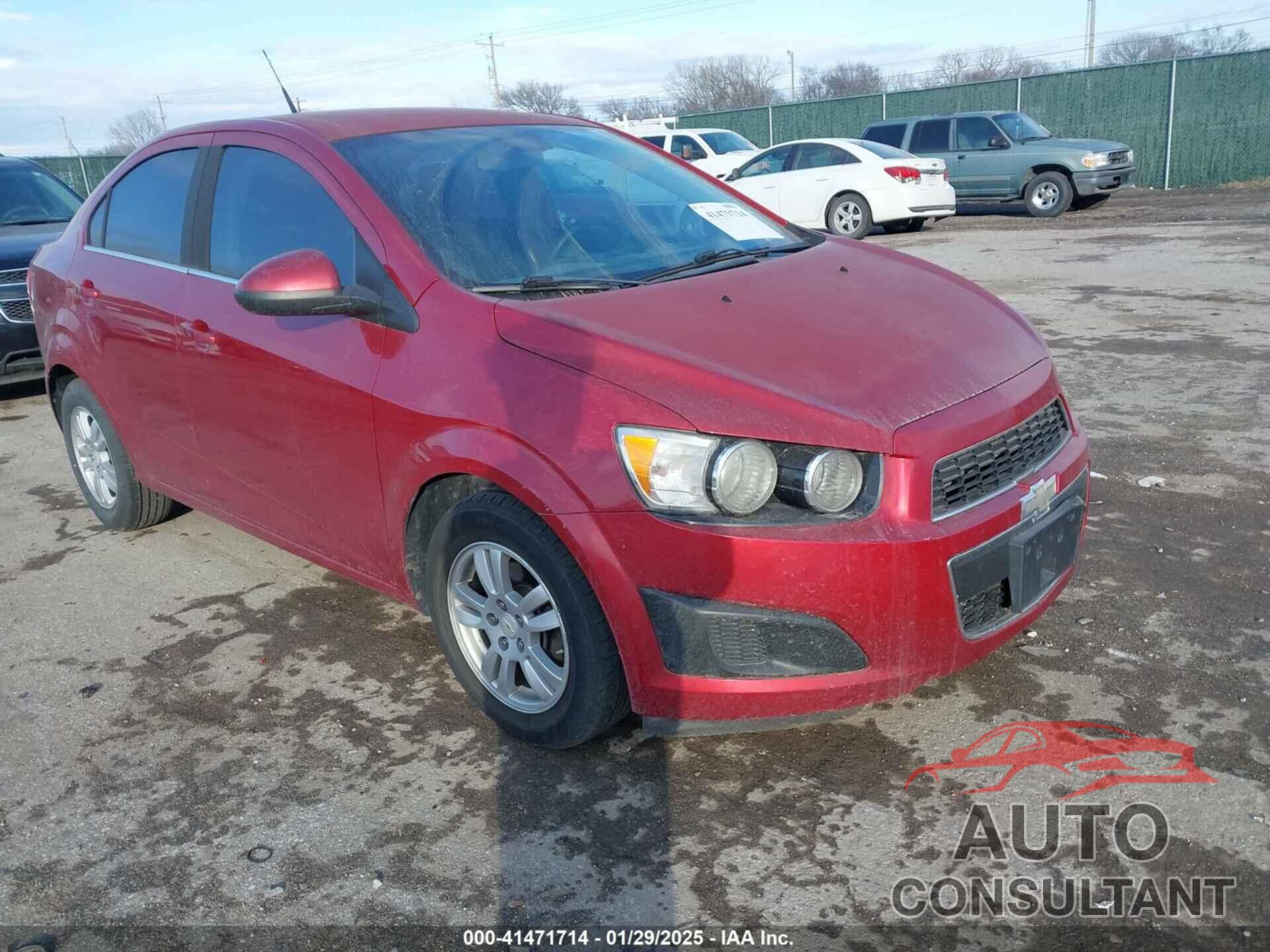 CHEVROLET SONIC 2012 - 1G1JC5SH9C4103371