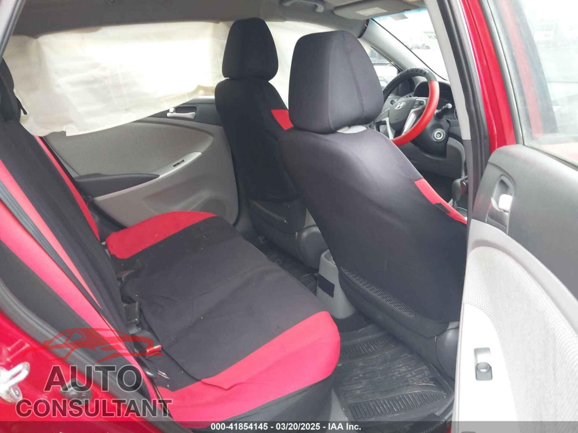 HYUNDAI ACCENT 2013 - KMHCT5AE5DU089568