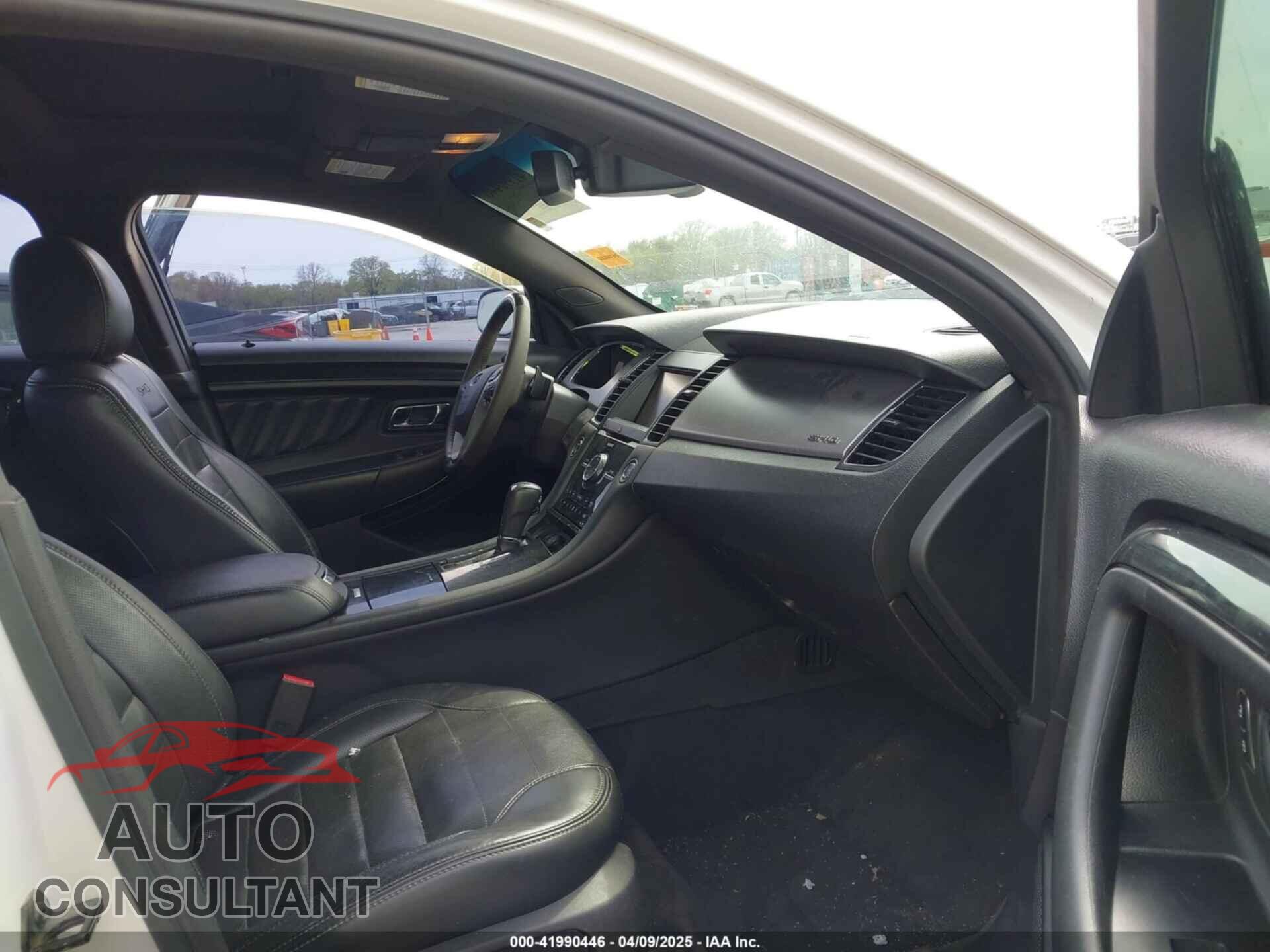 FORD TAURUS 2013 - 1FAHP2KT3DG127975