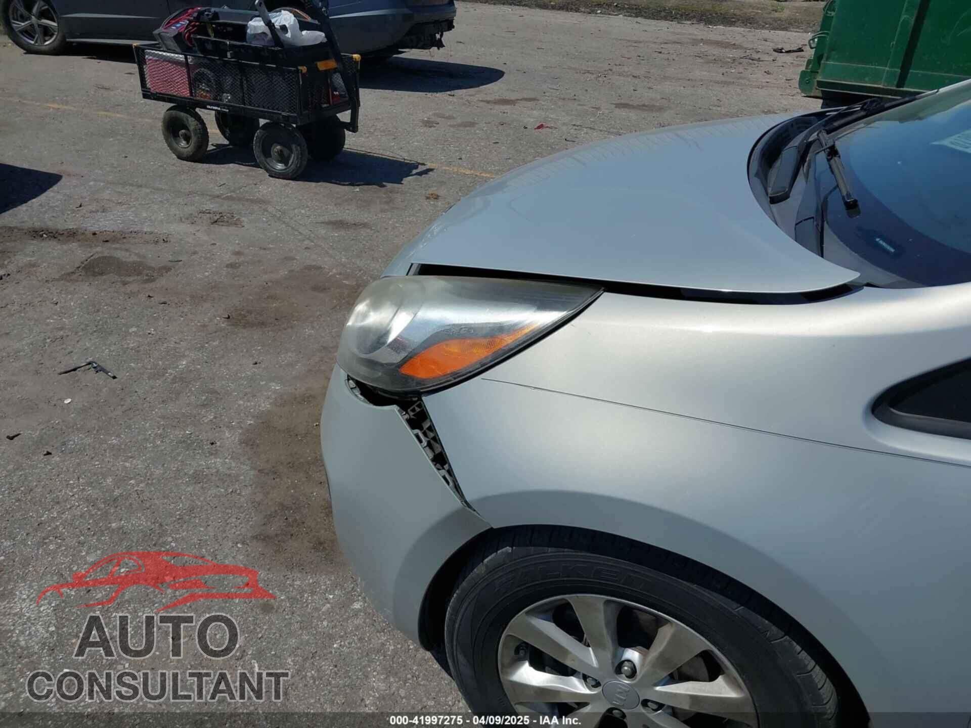KIA RIO 2013 - KNADN4A37D6209349