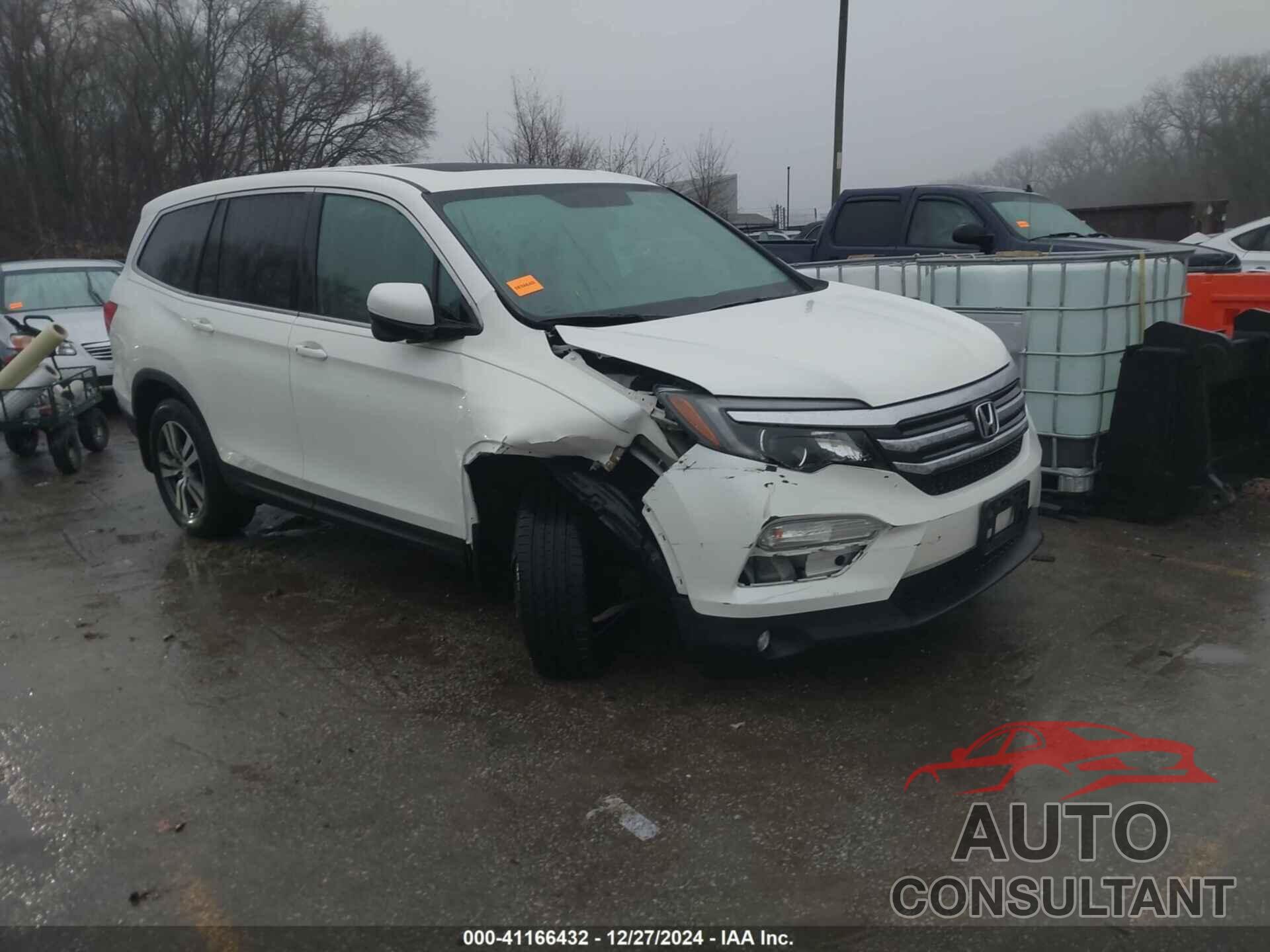 HONDA PILOT 2017 - 5FNYF6H53HB017232