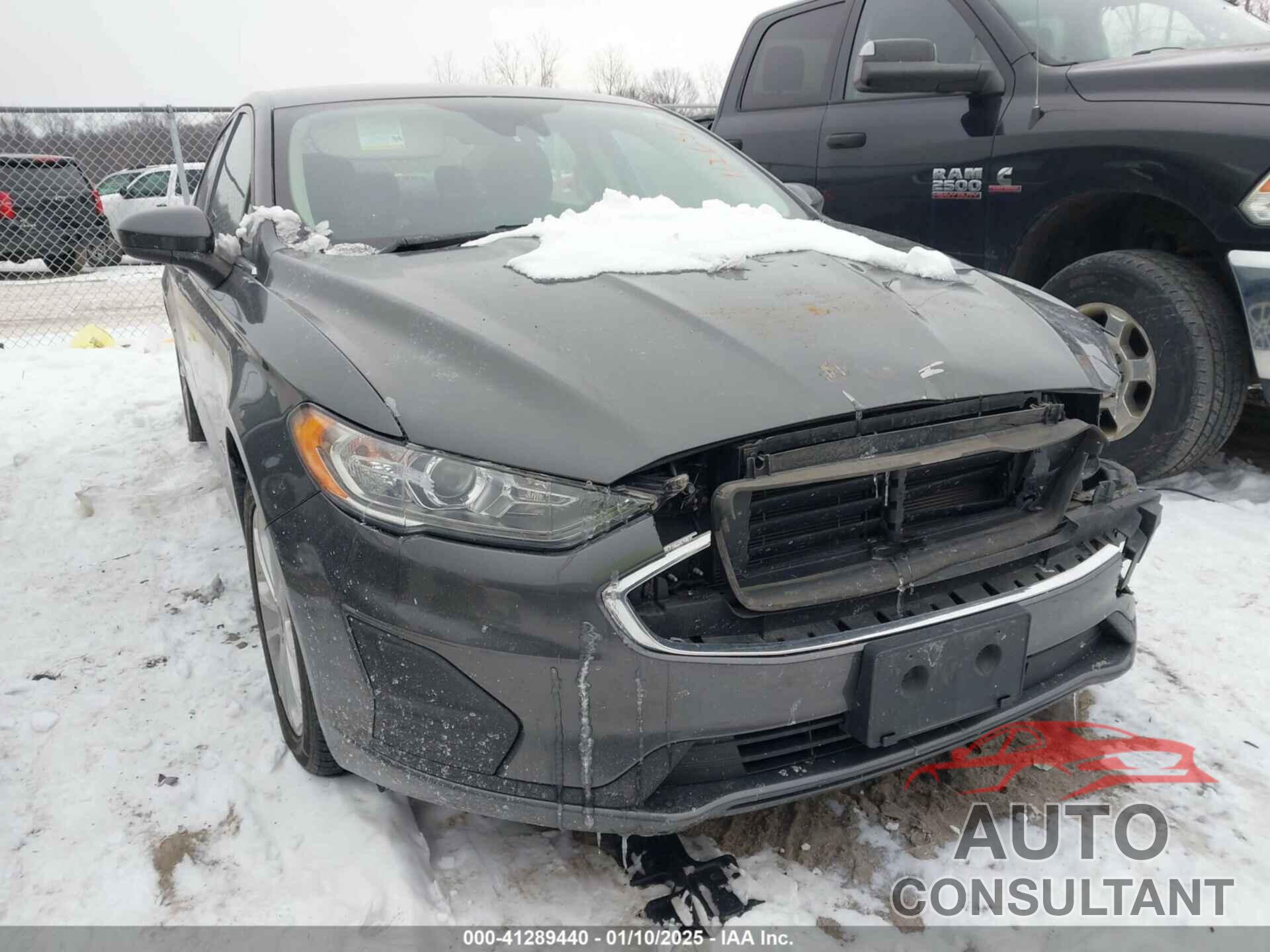 FORD FUSION HYBRID 2019 - 3FA6P0LU1KR112657