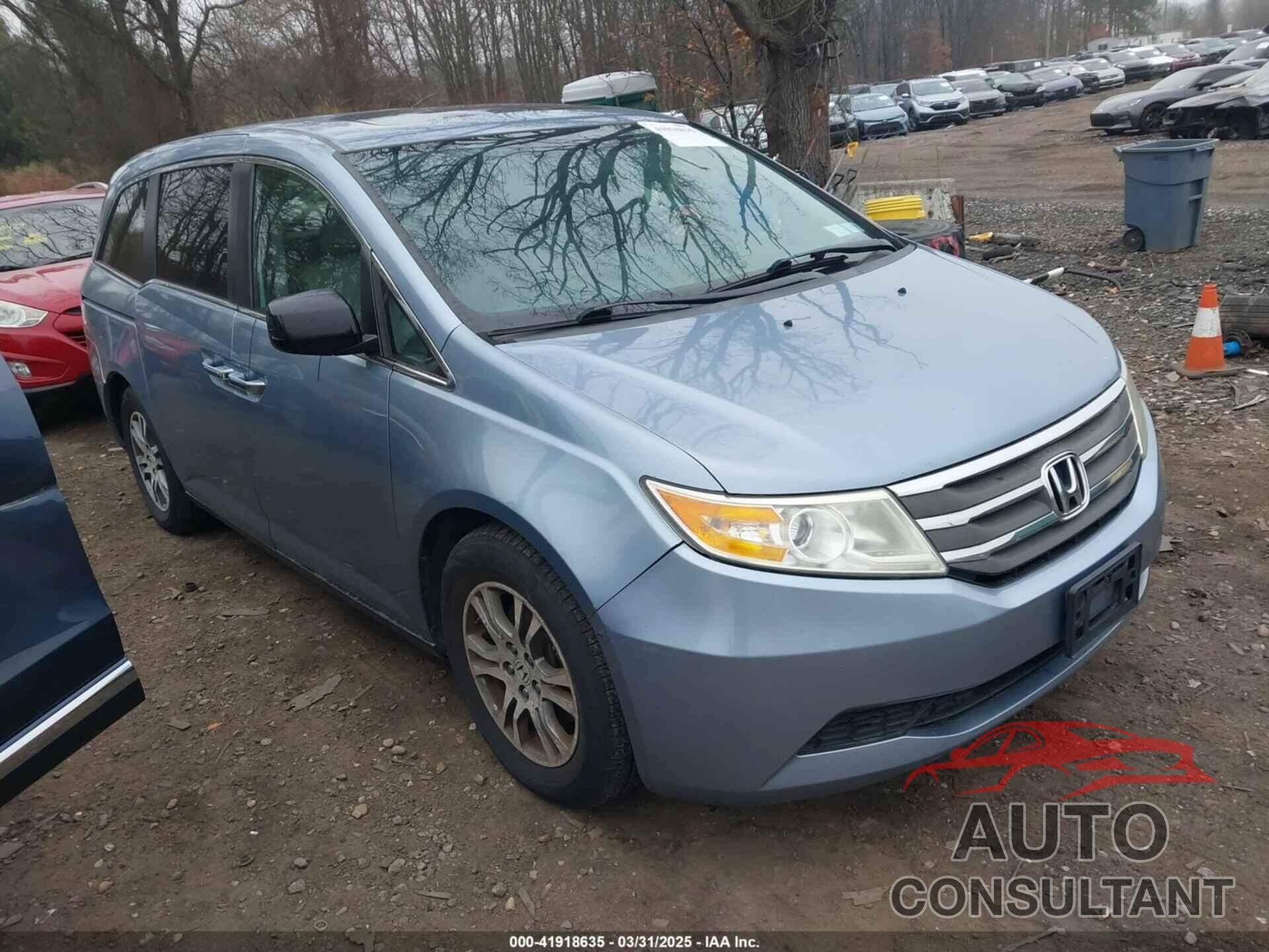 HONDA ODYSSEY 2013 - 5FNRL5H65DB044863