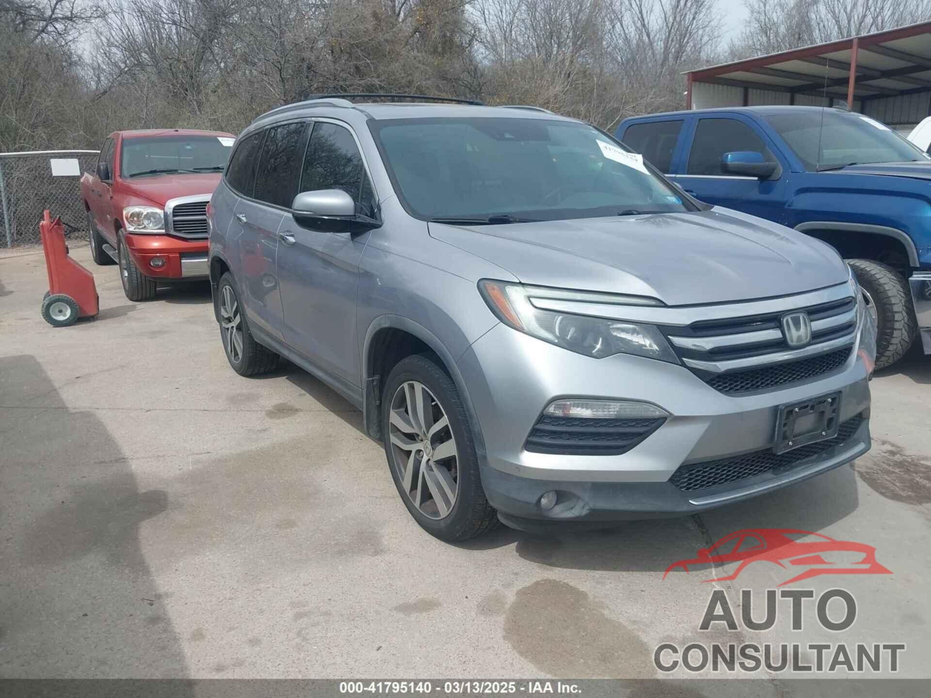 HONDA PILOT 2017 - 5FNYF6H05HB049099