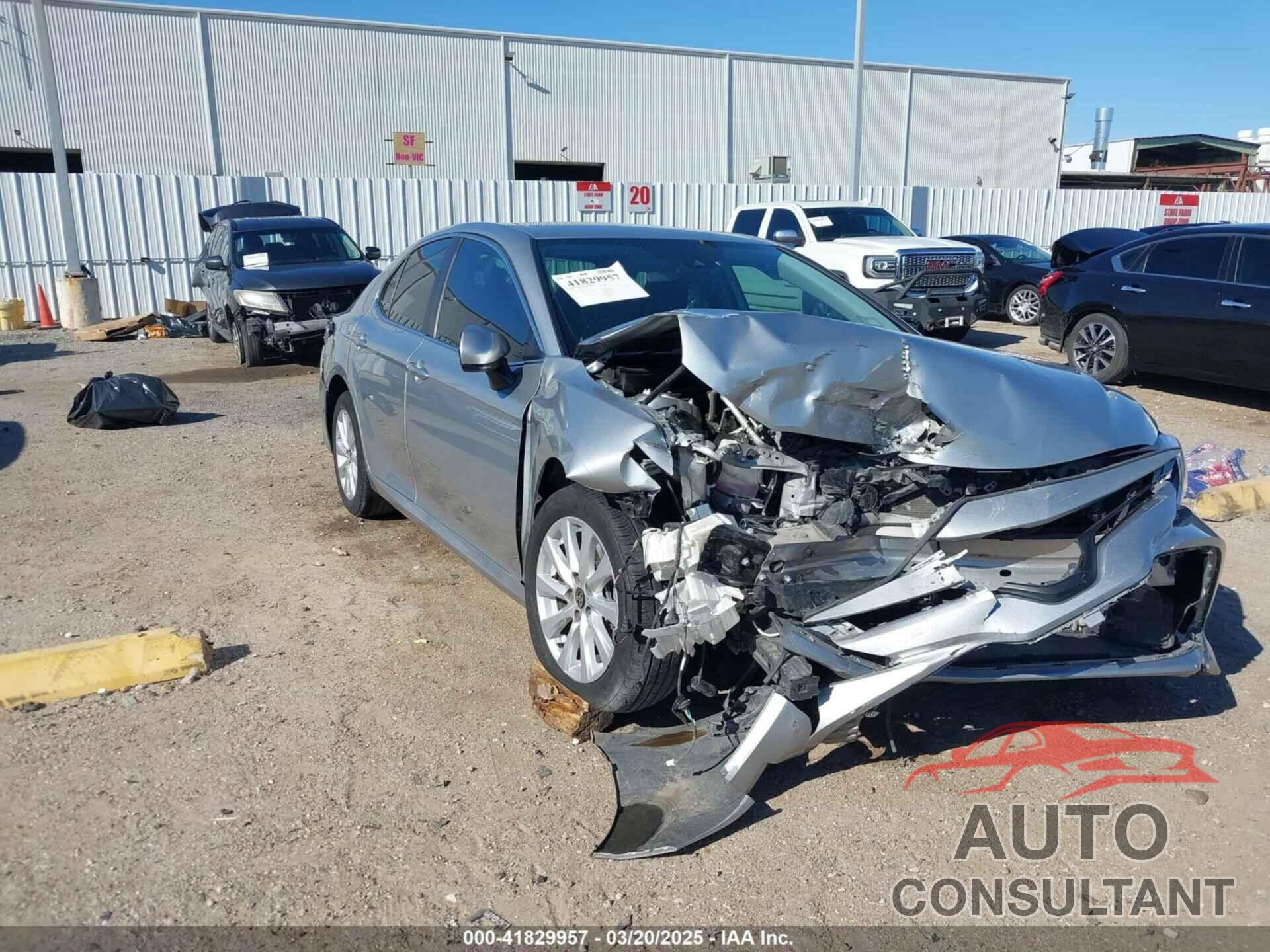 TOYOTA CAMRY 2020 - 4T1C11AK3LU397079
