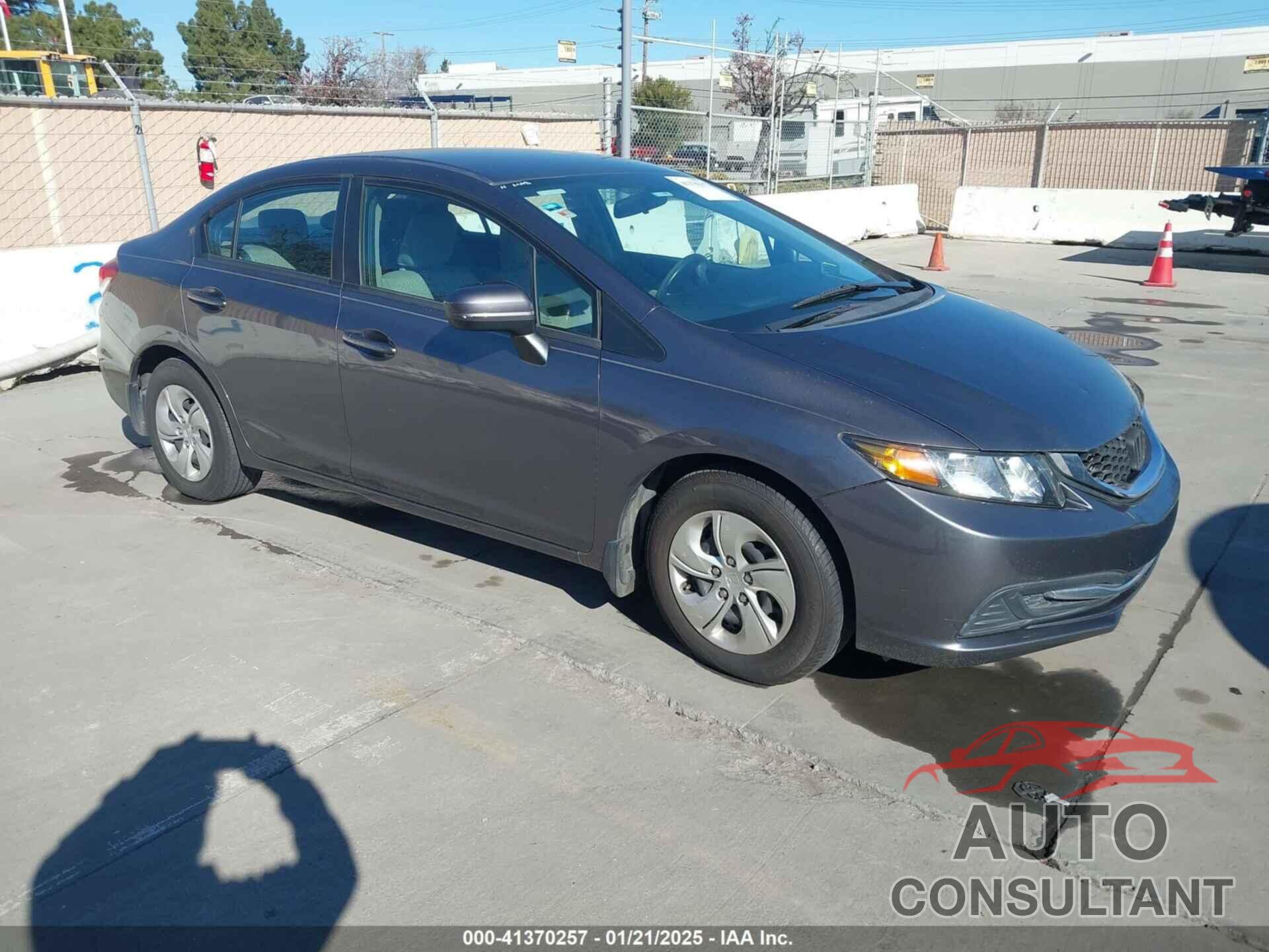 HONDA CIVIC 2014 - 19XFB2F56EE032372
