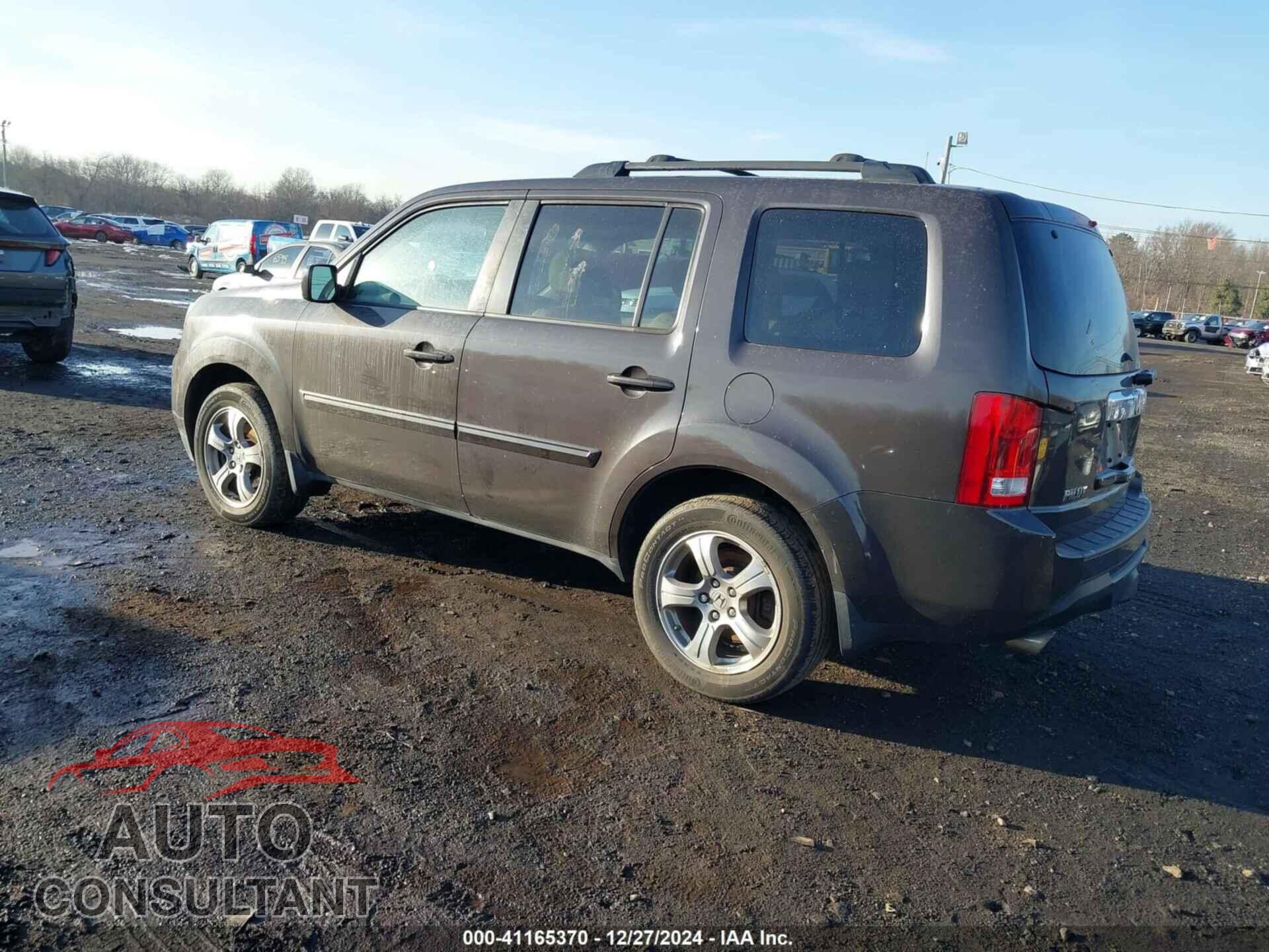 HONDA PILOT 2013 - 5FNYF4H45DB045183