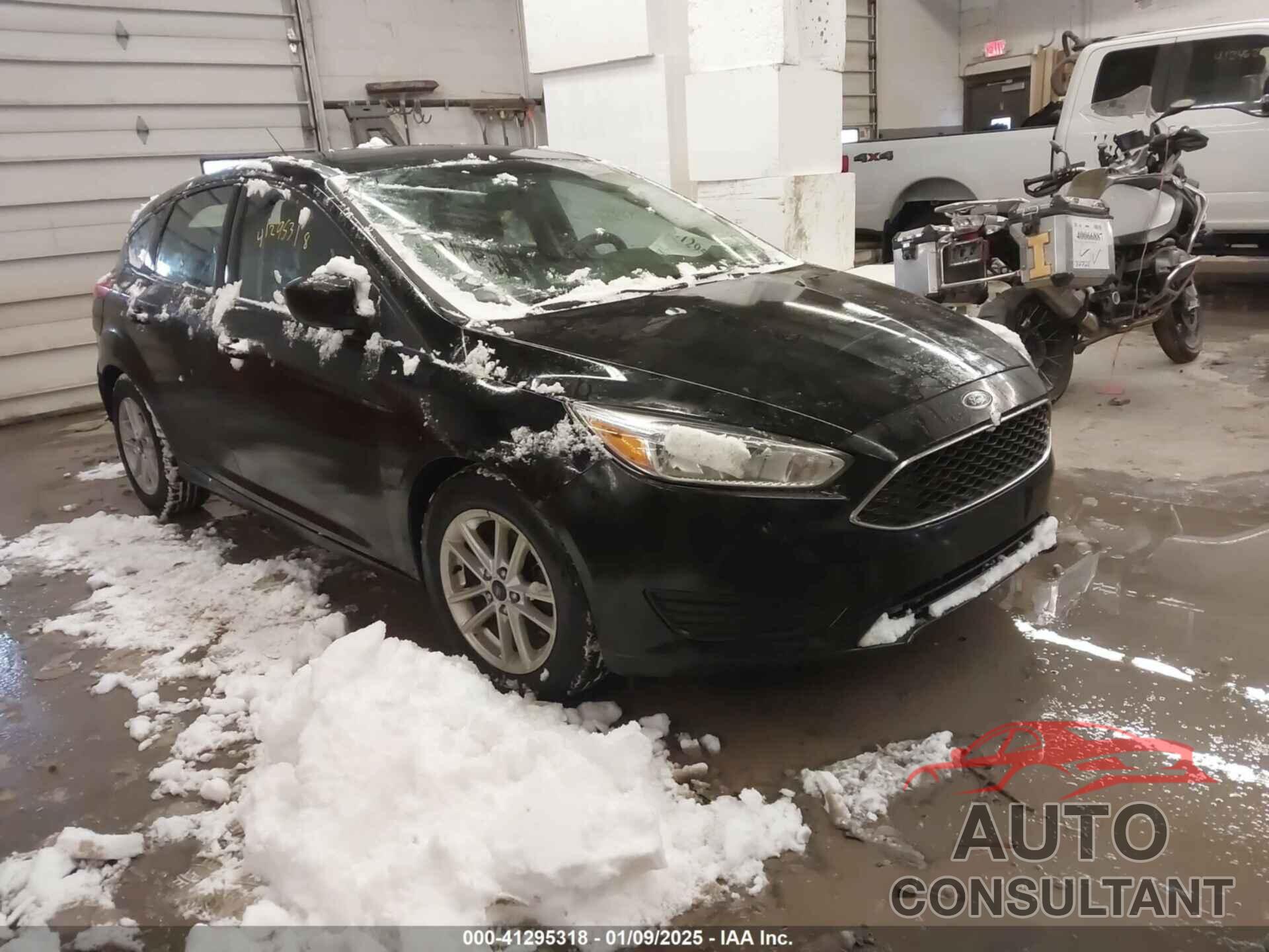 FORD FOCUS 2018 - 1FADP3K24JL264504