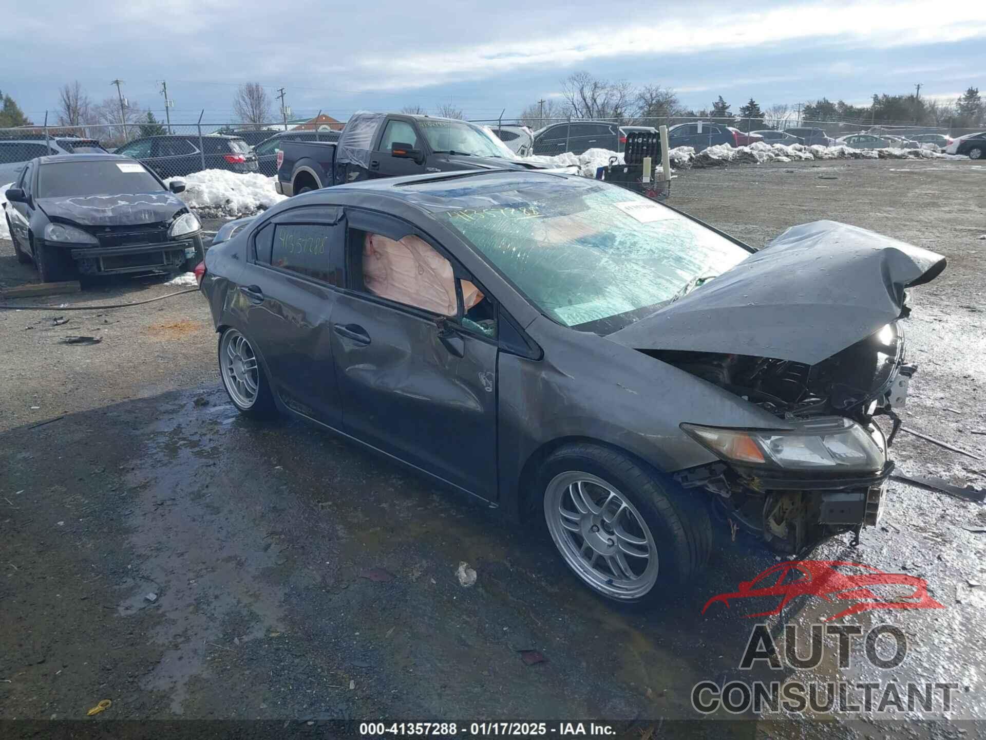 HONDA CIVIC 2013 - 2HGFB6E57DH710687
