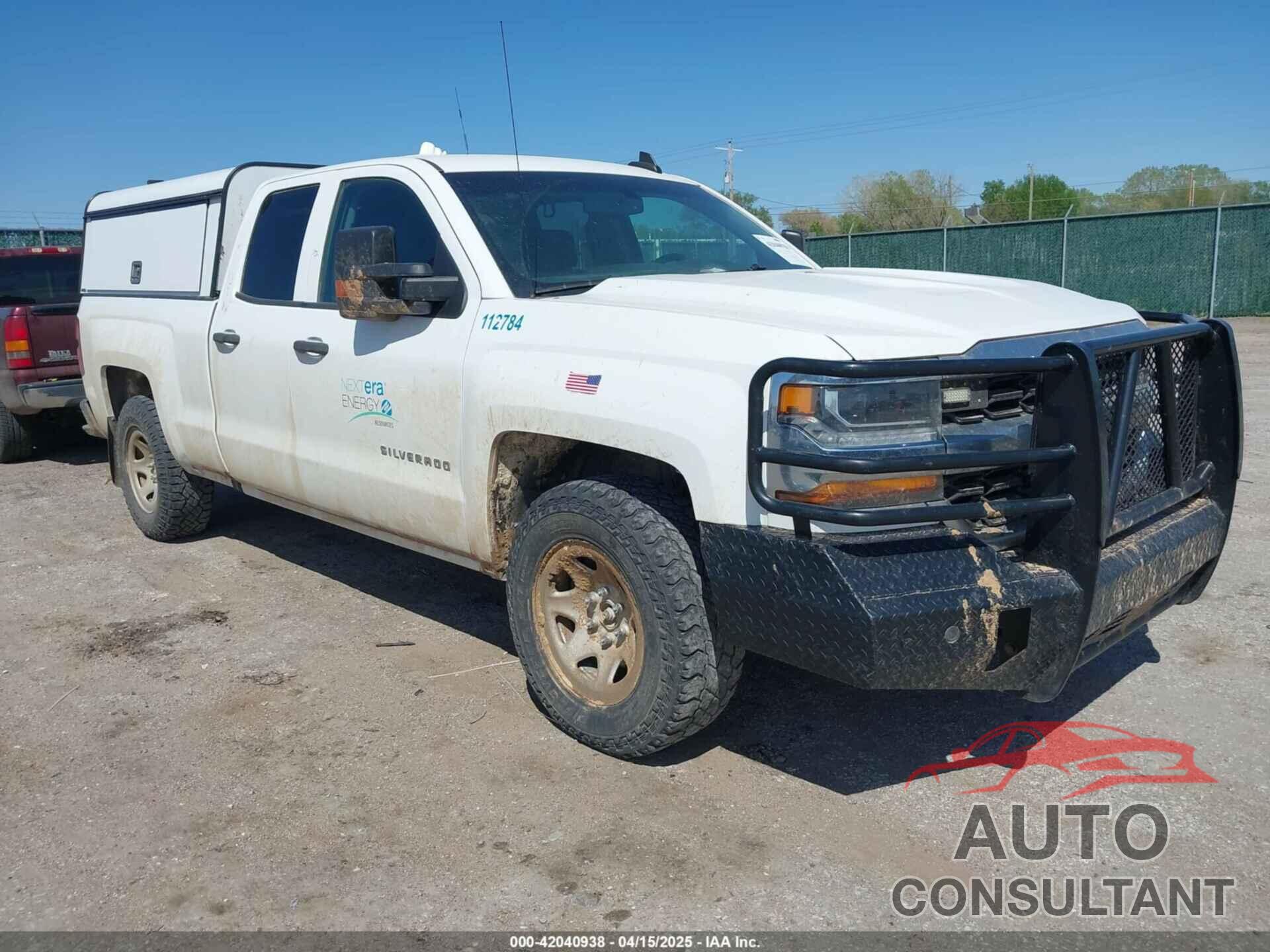 CHEVROLET SILVERADO 1500 2018 - 1GCVKNEH1JZ336278