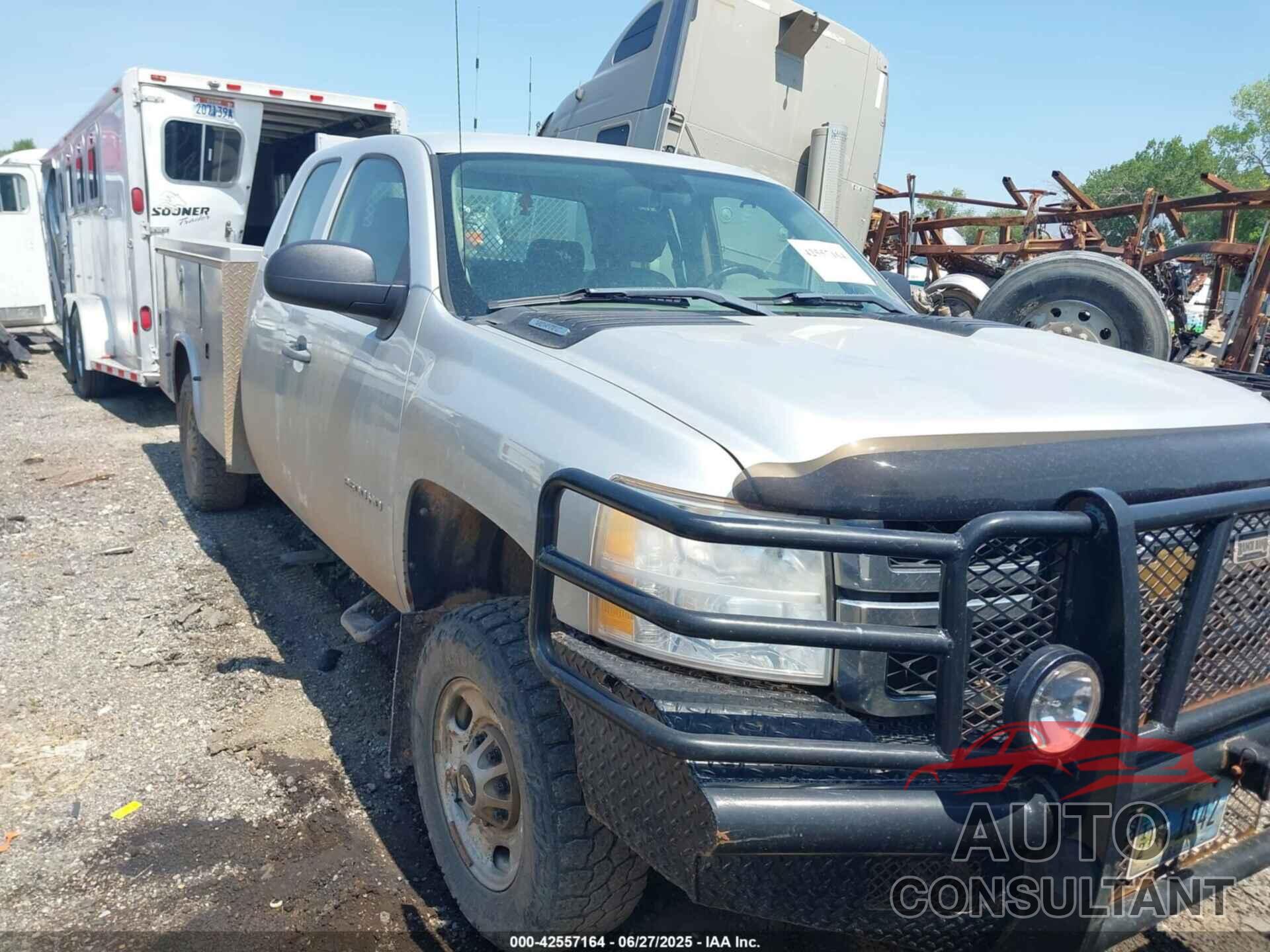 CHEVROLET SILVERADO 2500HD 2011 - 1GB2KVCG0BZ409840