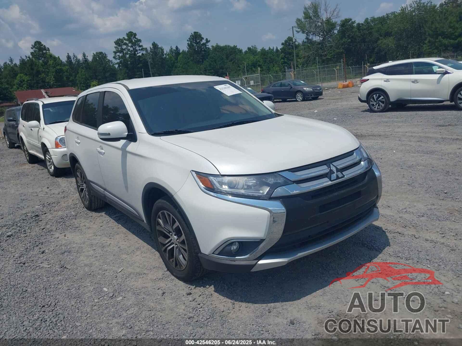 MITSUBISHI OUTLANDER 2018 - JA4AD3A39JZ035517
