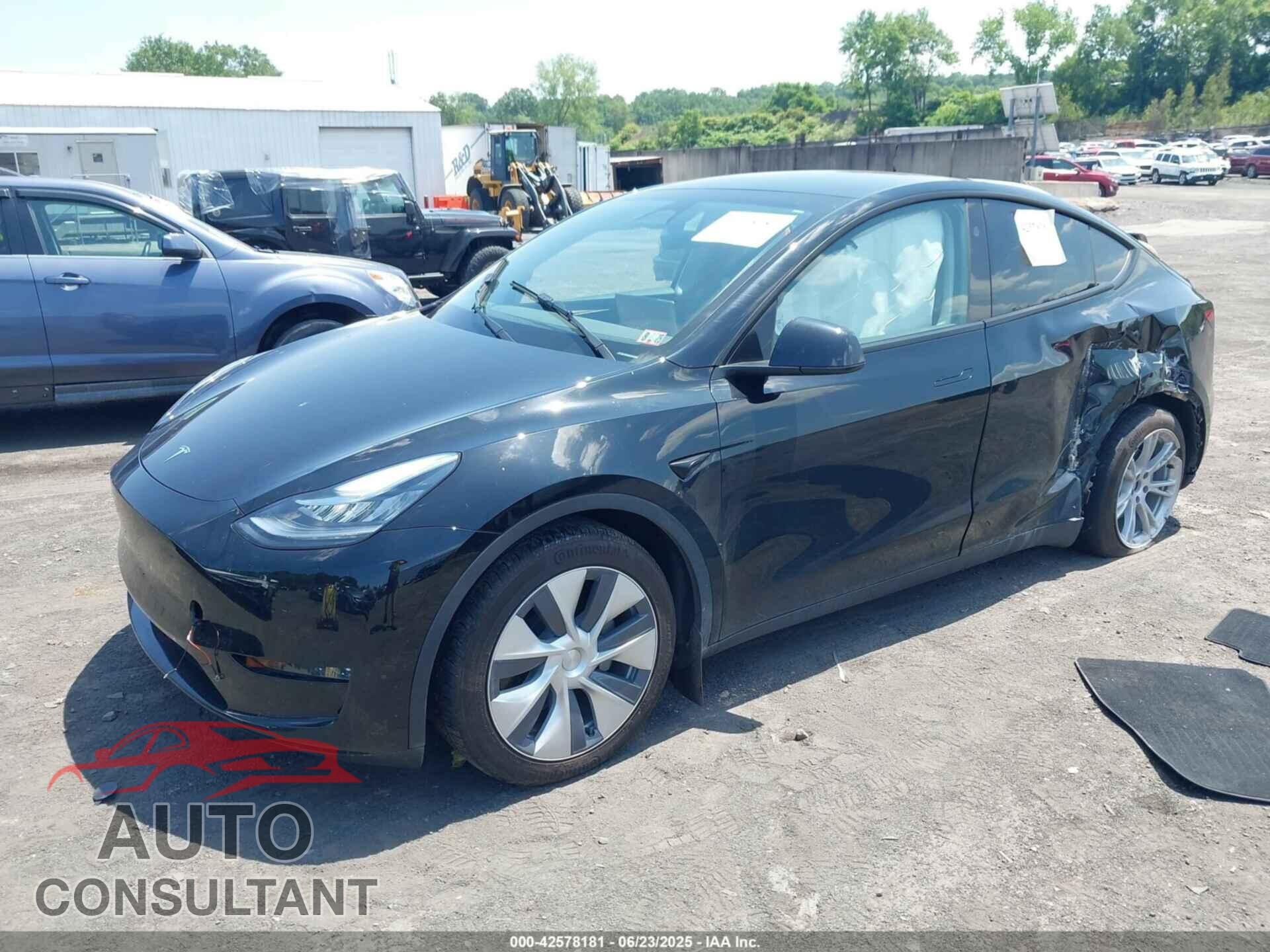 TESLA MODEL Y 2023 - 7SAYGDEE5PA140910