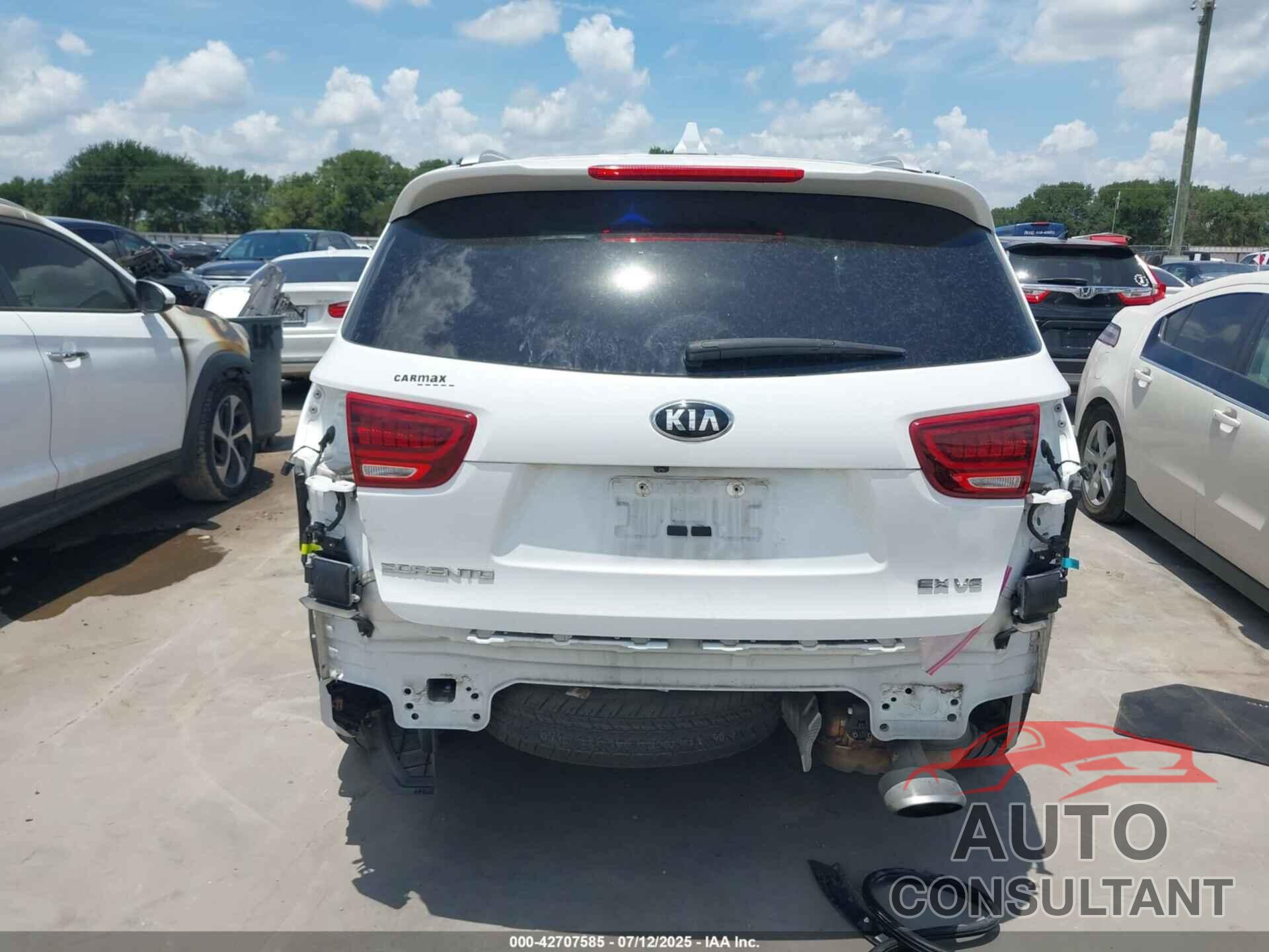 KIA SORENTO 2019 - 5XYPH4A56KG521598