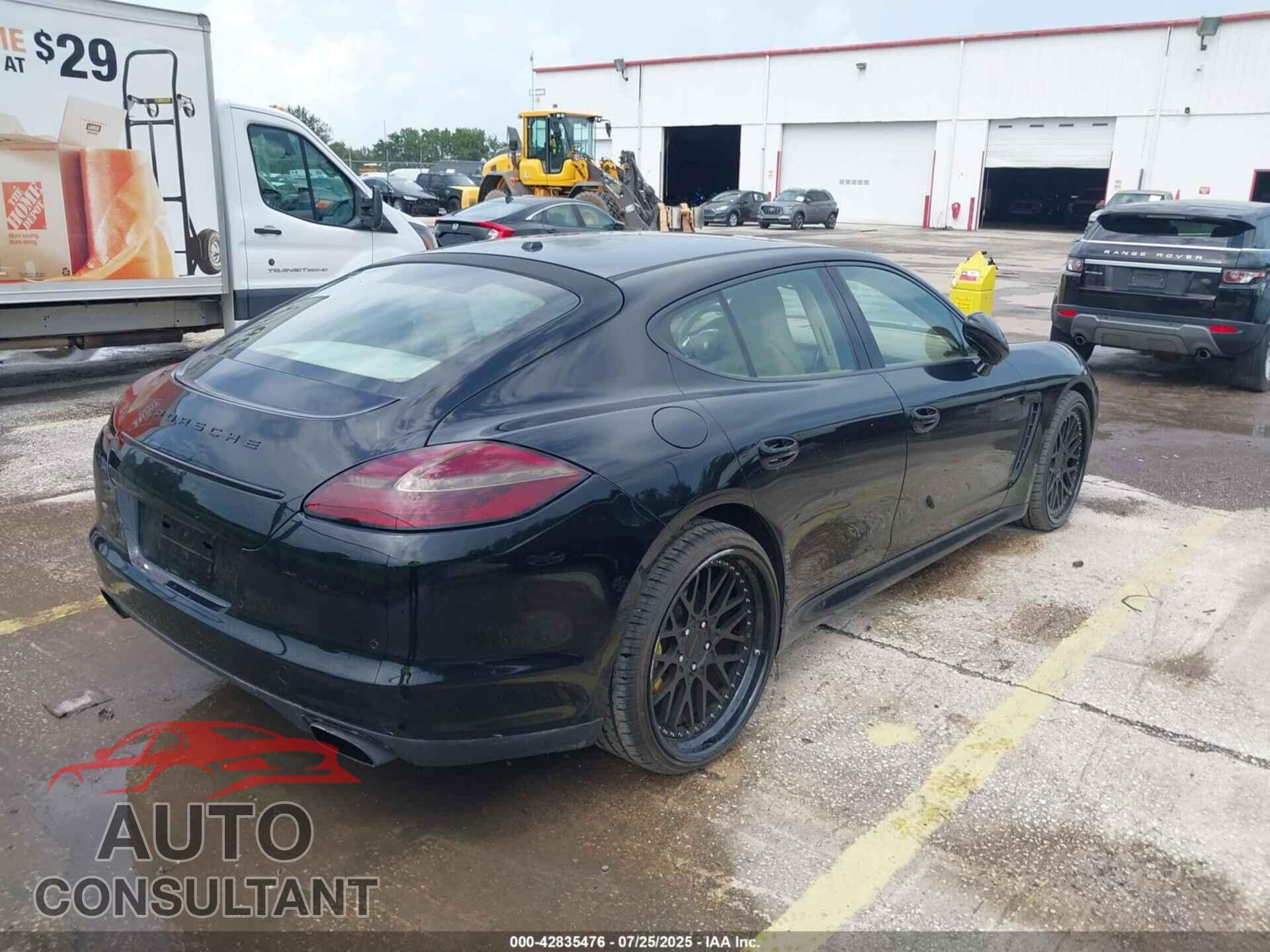 PORSCHE PANAMERA 2011 - WP0AA2A70BL010697