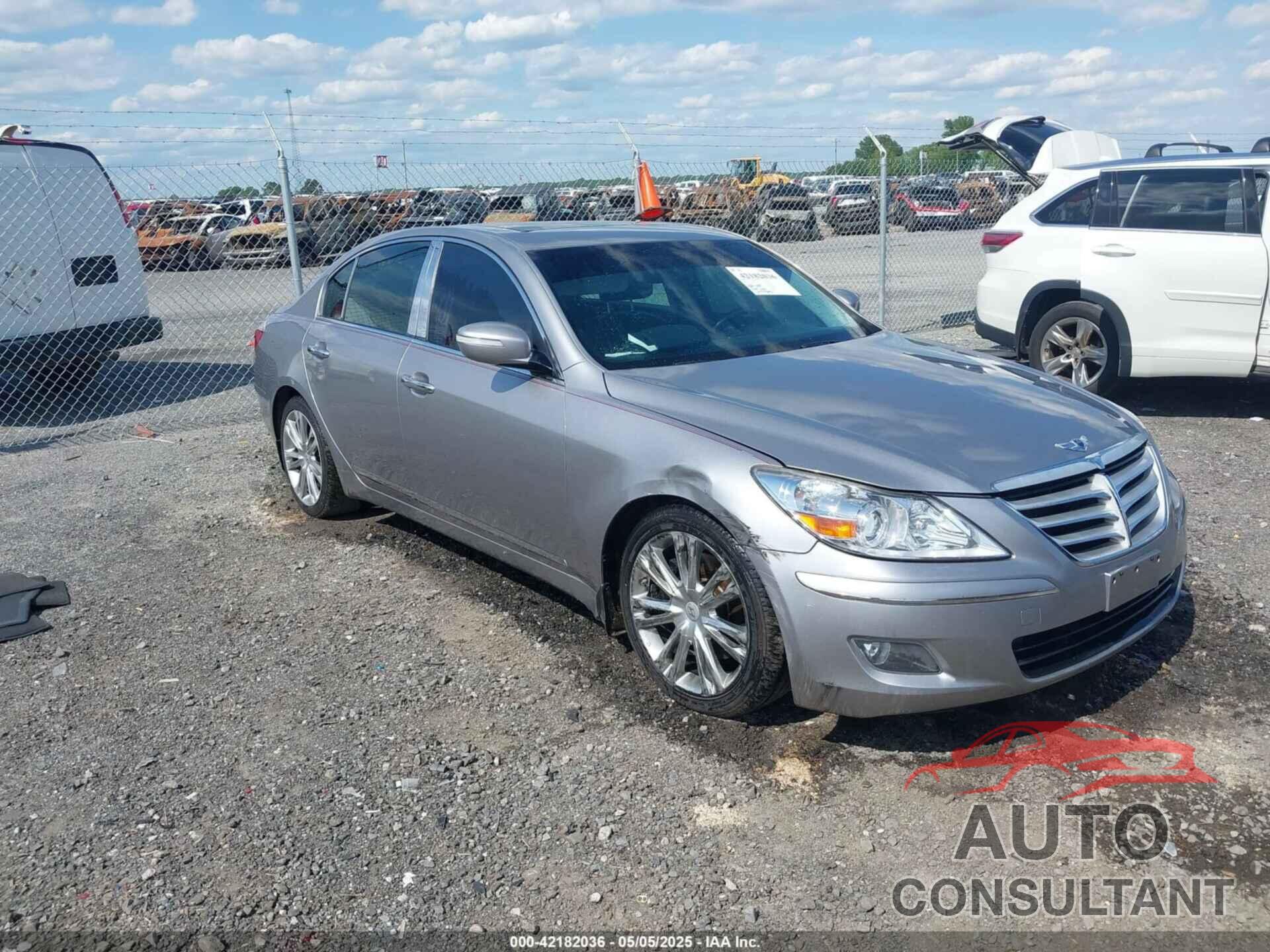 HYUNDAI GENESIS 2009 - KMHGC46F89U047237