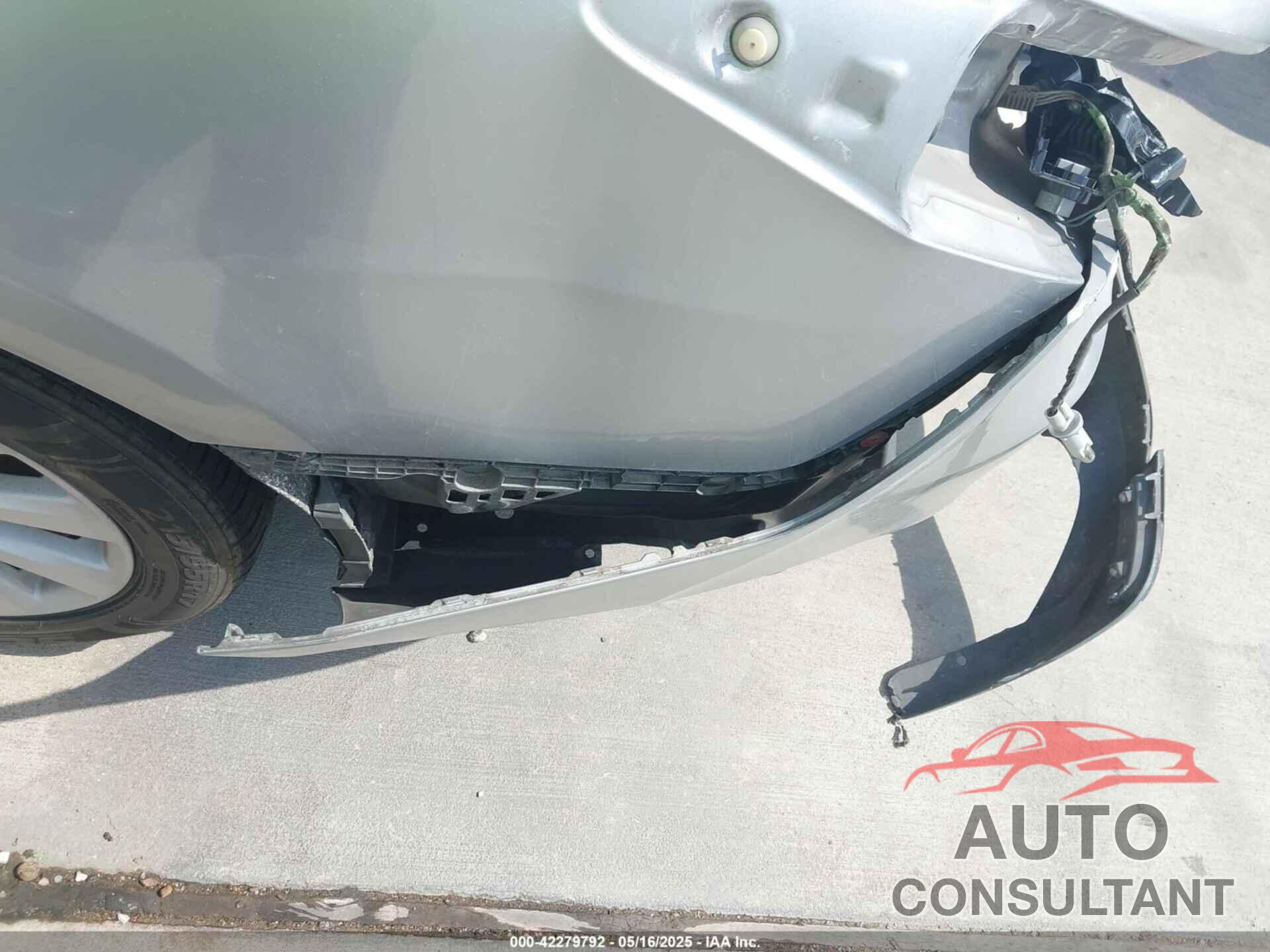 TOYOTA CAMRY 2018 - 4T1B11HK2JU150201
