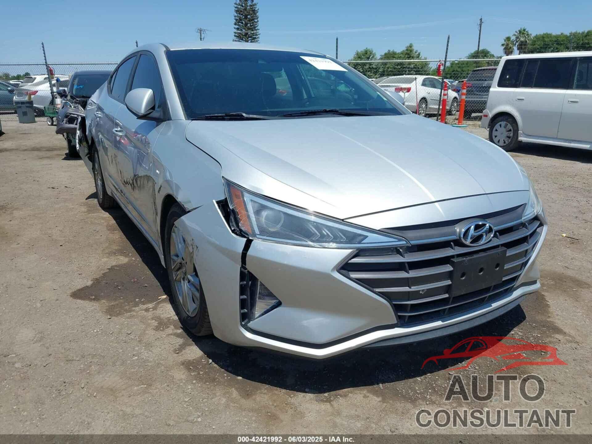 HYUNDAI ELANTRA 2019 - 5NPD84LFXKH436488