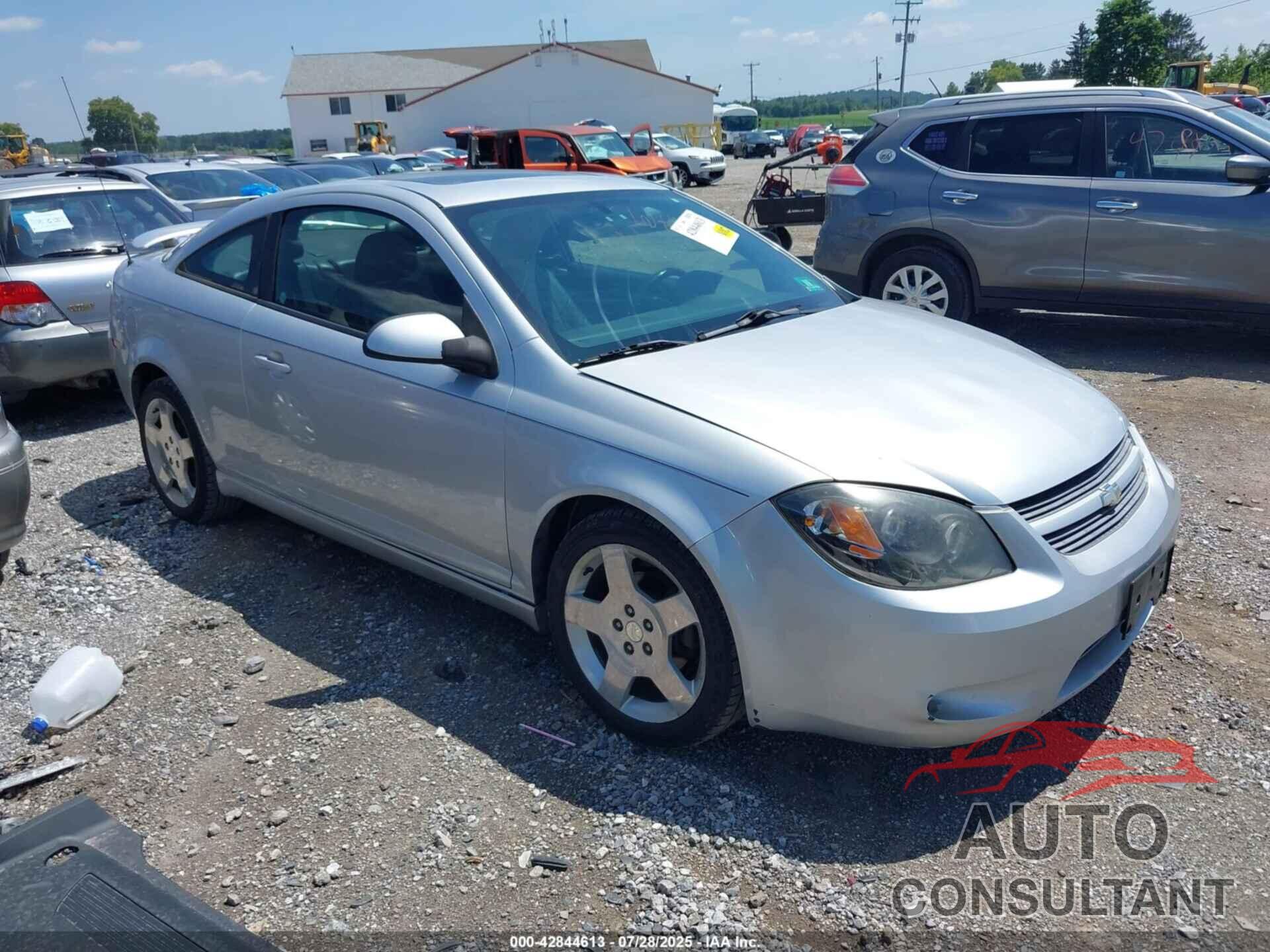 CHEVROLET COBALT 2010 - 1G1AF1F55A7205441
