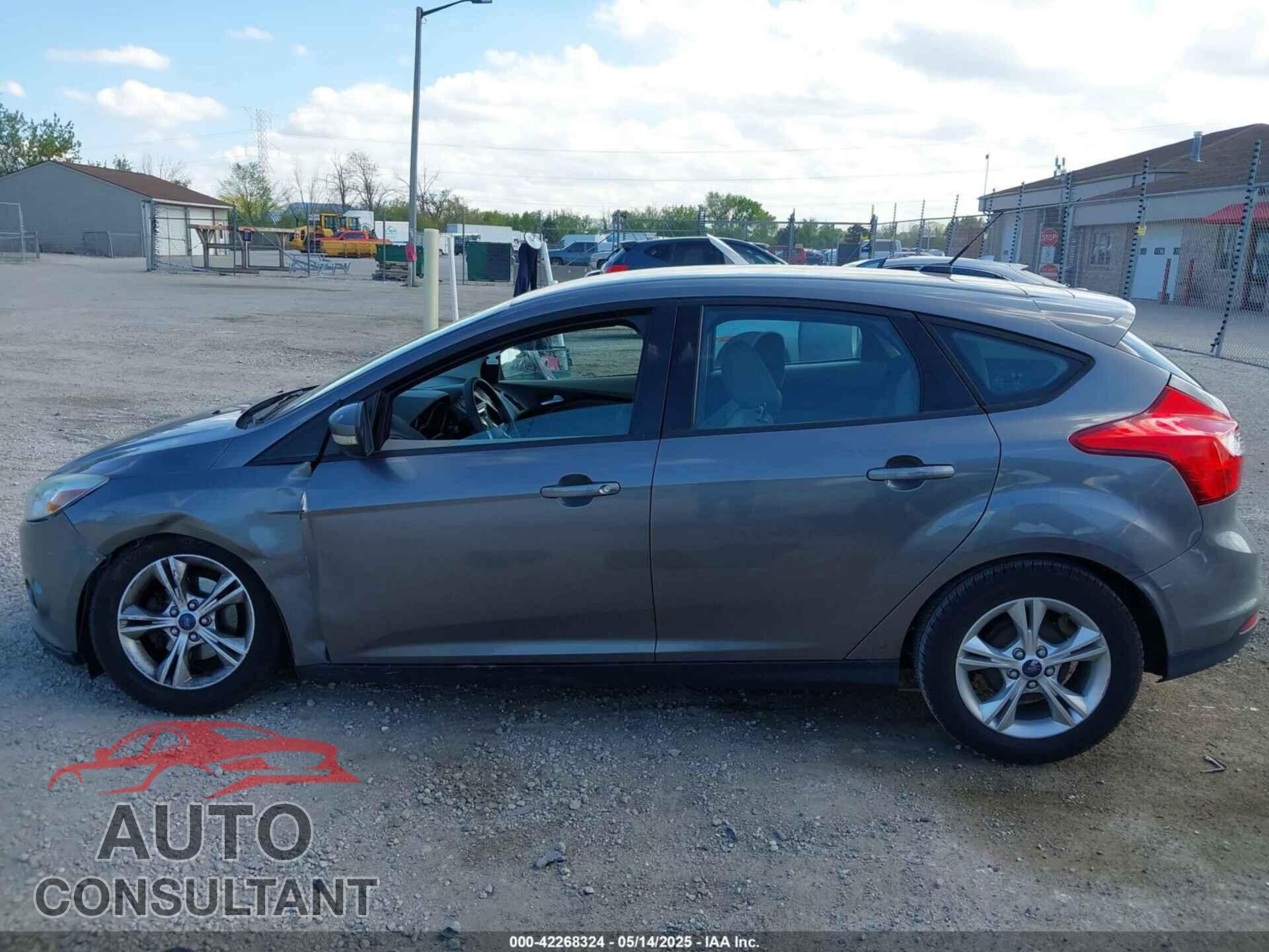 FORD FOCUS 2014 - 1FADP3K2XEL312903
